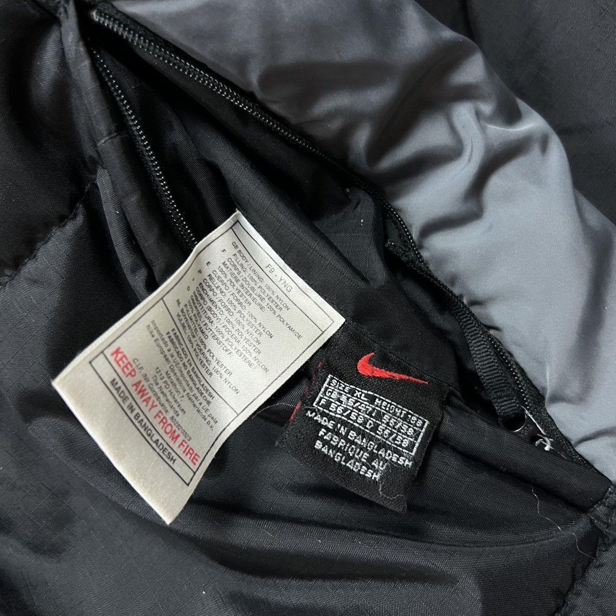 Nike 90s NIKE REVERSIBLE VINTAGE OVERSIZED PUFFER DOWN JACKET Size US XL / EU 56 / 4 - 8 Thumbnail