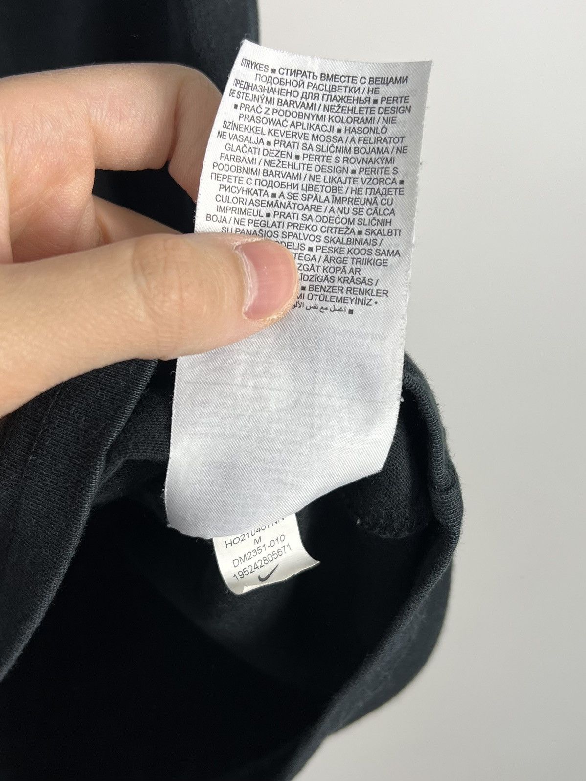 Nike Tshirt Nike Turtle Swoosh Nrg Black Size US M / EU 48-50 / 2 - 4 Thumbnail