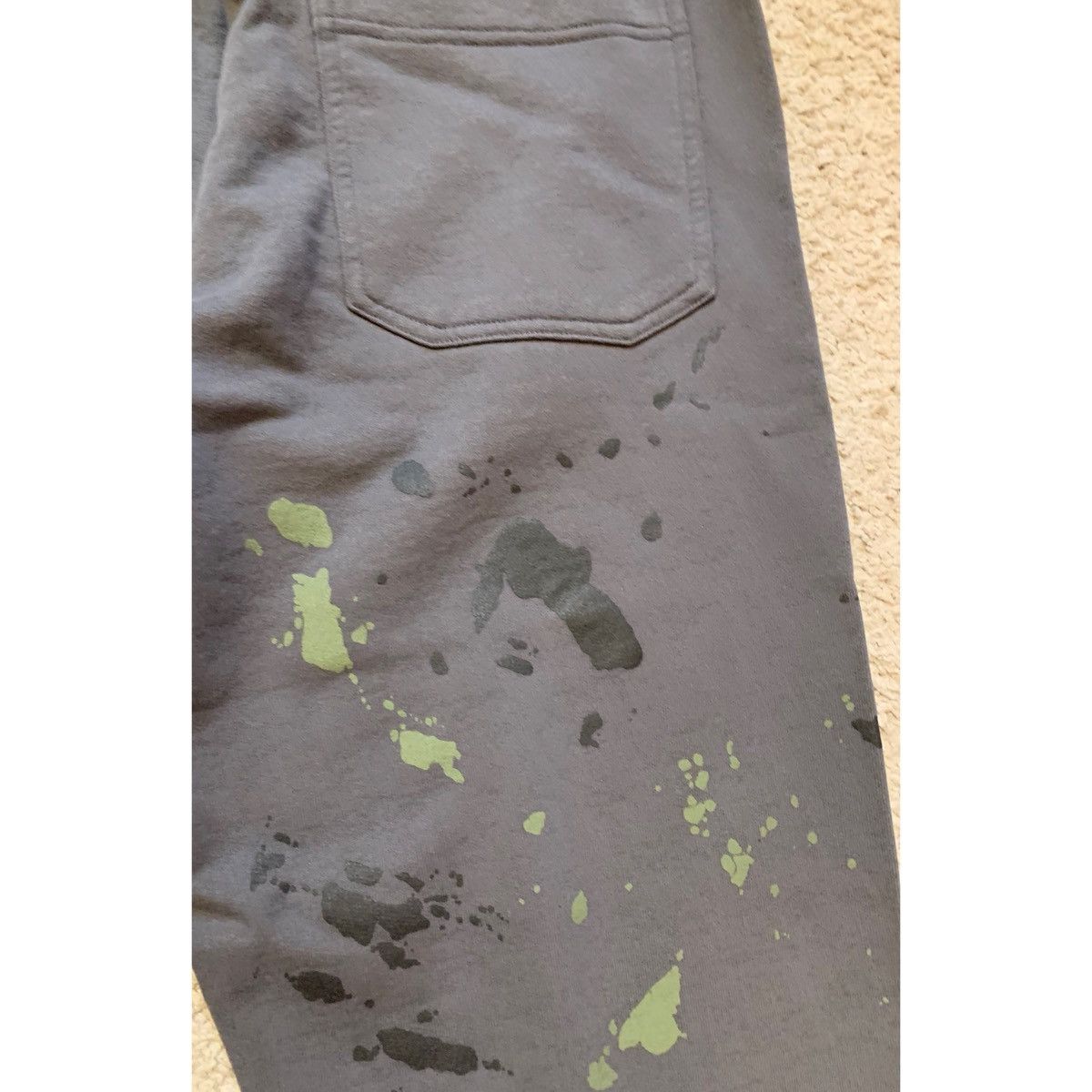 Helmut Lang HELMUT LANG PAINT SPLATTER SWEATPANTS Size US 32 / EU 48 - 11 Thumbnail
