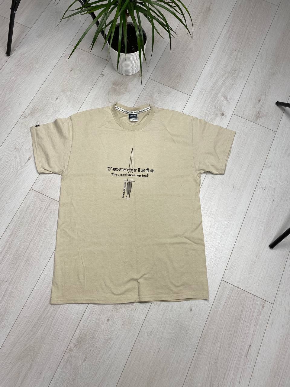 Other T-shirt humor TERRORISTs knife Size US L / EU 52-54 / 3 - 1 Thumbnail