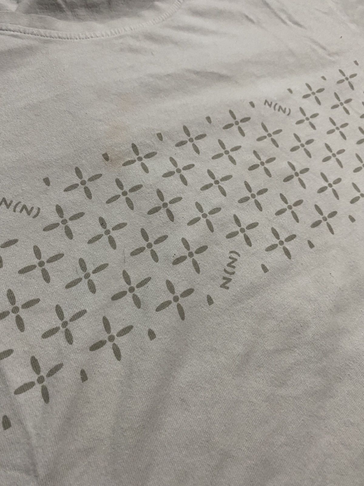 Number (N)ine Number (N)ine X Marlboro darted tee Size US M / EU 48-50 / 2 - 4 Thumbnail