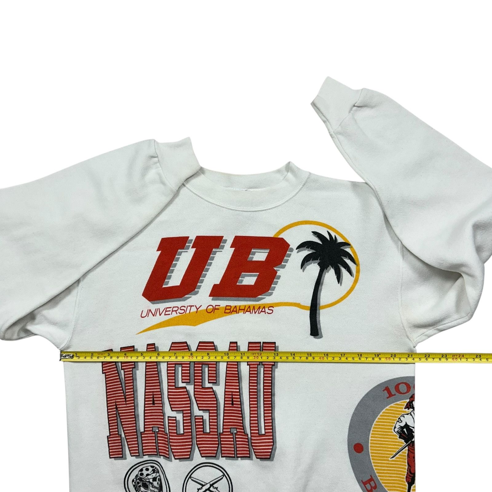 Vintage UNIVERSITY OF THE BAHAMAS NASSAU CARIBBEAN SWEATSHIRT AOP Size US M / EU 48-50 / 2 - 13 Thumbnail