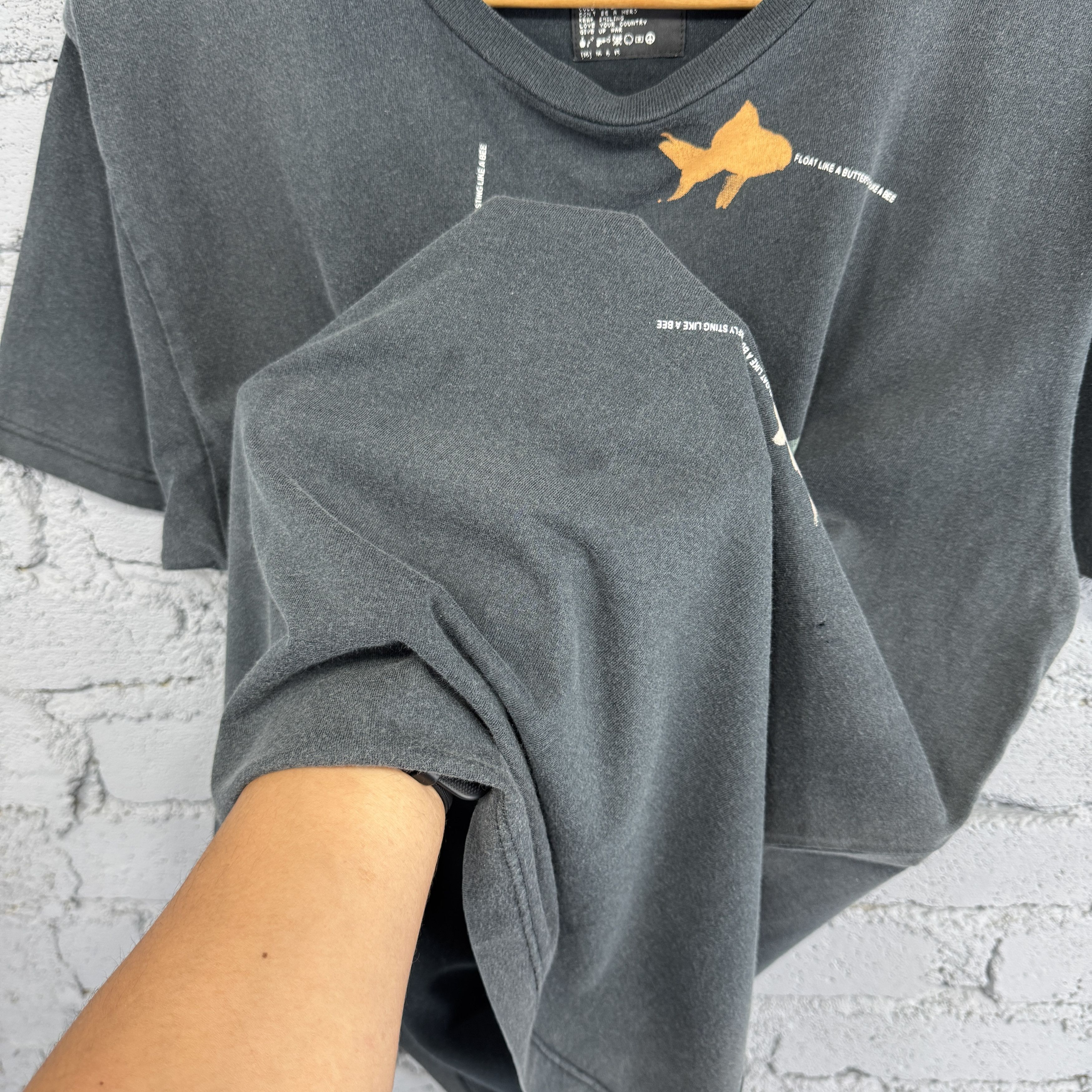 PPFM Rare Vintage Japanese Brand PPFM Print Fish Sunfaded Tshirt Size US M / EU 48-50 / 2 - 8 Thumbnail