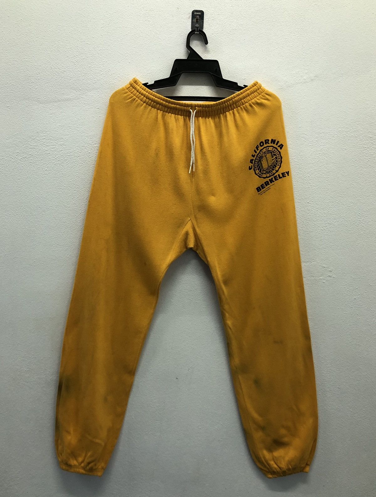 Hanes Vintage Hanes California Berkeley Made In Usa Joggers Pants Size US 29 - 1 Thumbnail