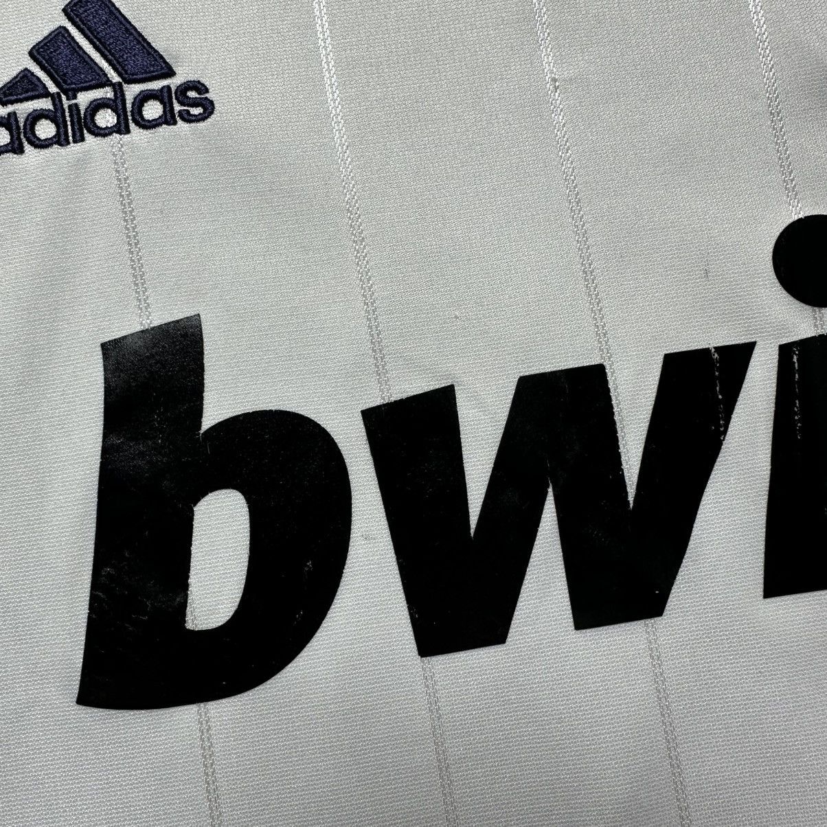 Adidas REAL MADRID 2012/2013 FOOTBALL HOME JERSEY #8 KAKA Size US S / EU 44-46 / 1 - 6 Thumbnail