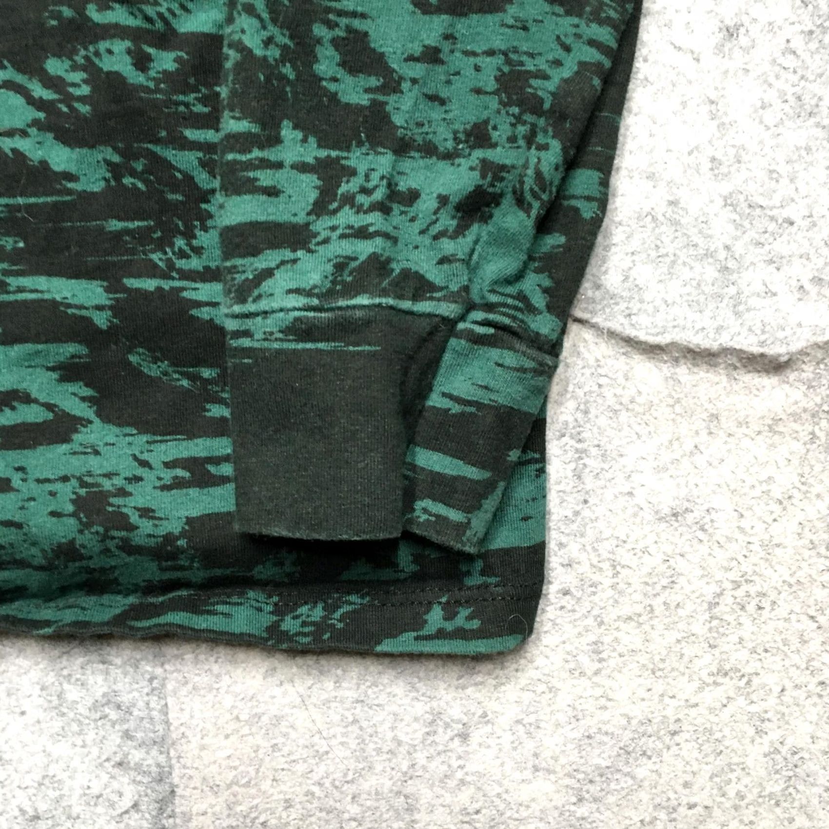 Topo Designs Topo Designs Shirt Mens XL Green Black Abstract Camo Long Sleeve Organic Cotton Size US XL / EU 56 / 4 - 2 Thumbnail