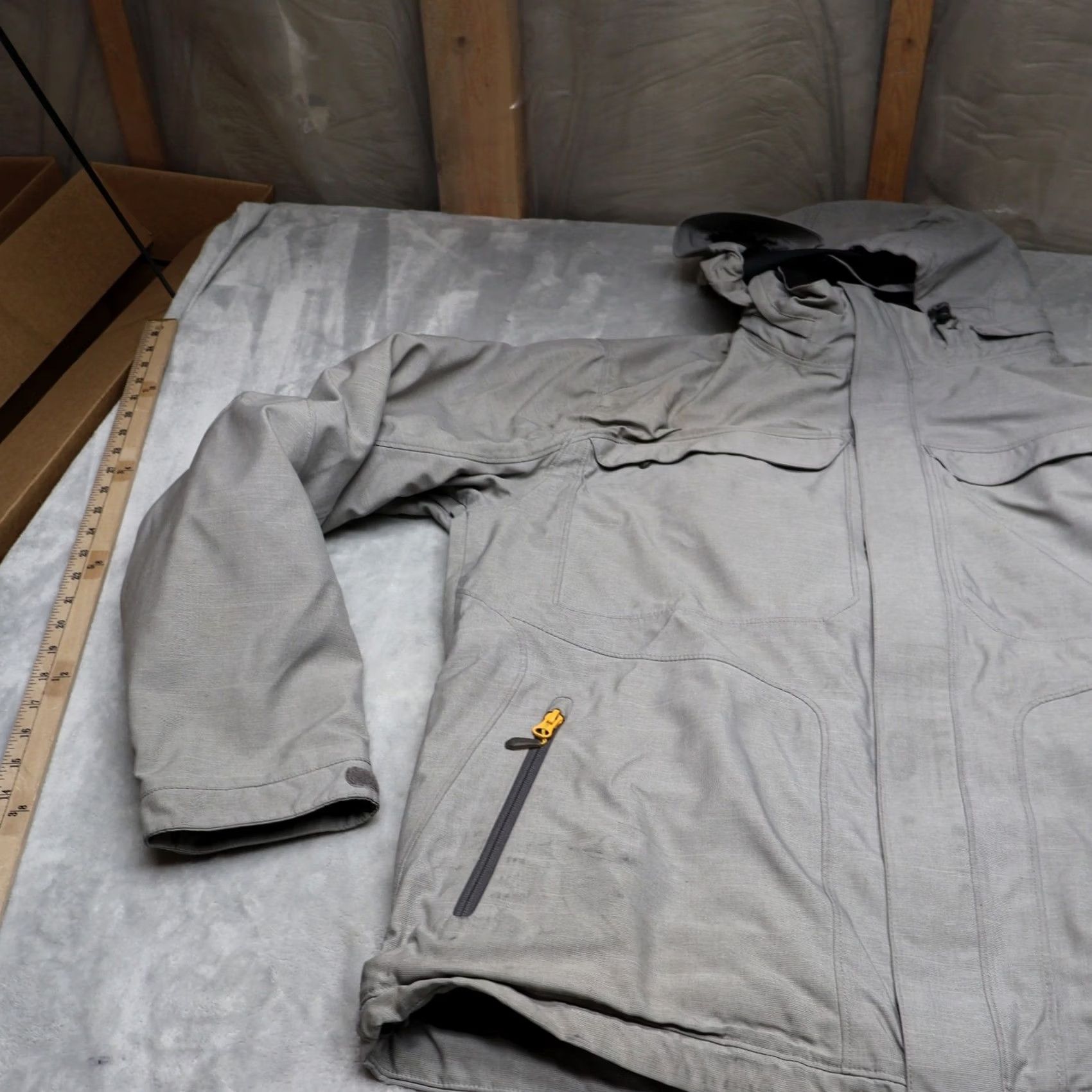 Vintage GoLite Jacket Mens XL Gray Outdoor Hiking Camping Travel Winter Insulated Warm Size US XL / EU 56 / 4 - 2 Thumbnail