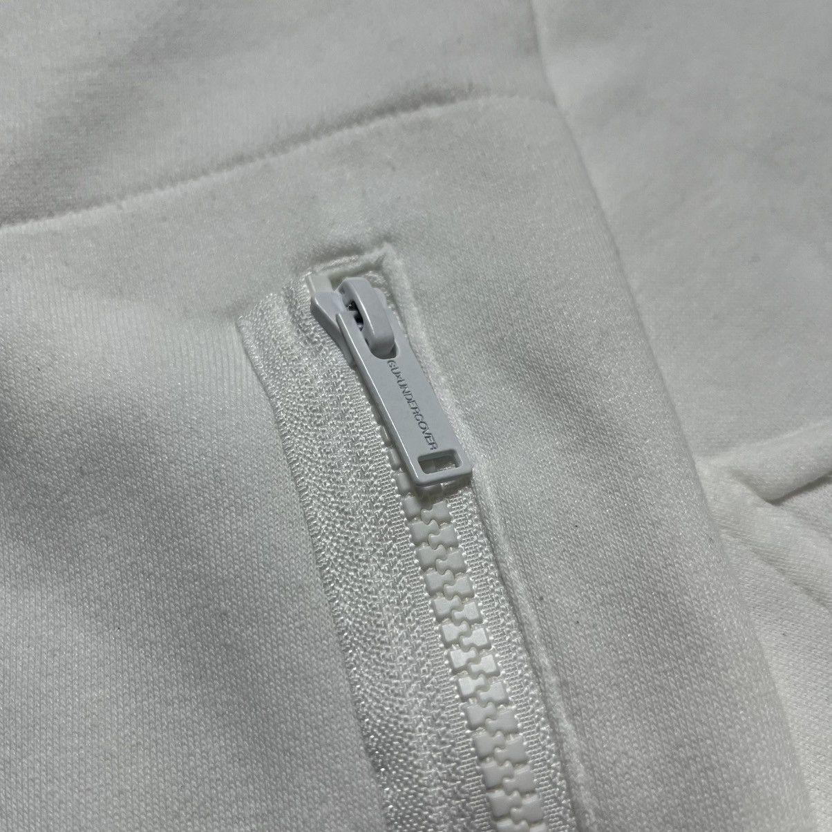 GU × Undercover GU x Undercover Alien Hoodie Size US L / EU 52-54 / 3 - 7 Thumbnail