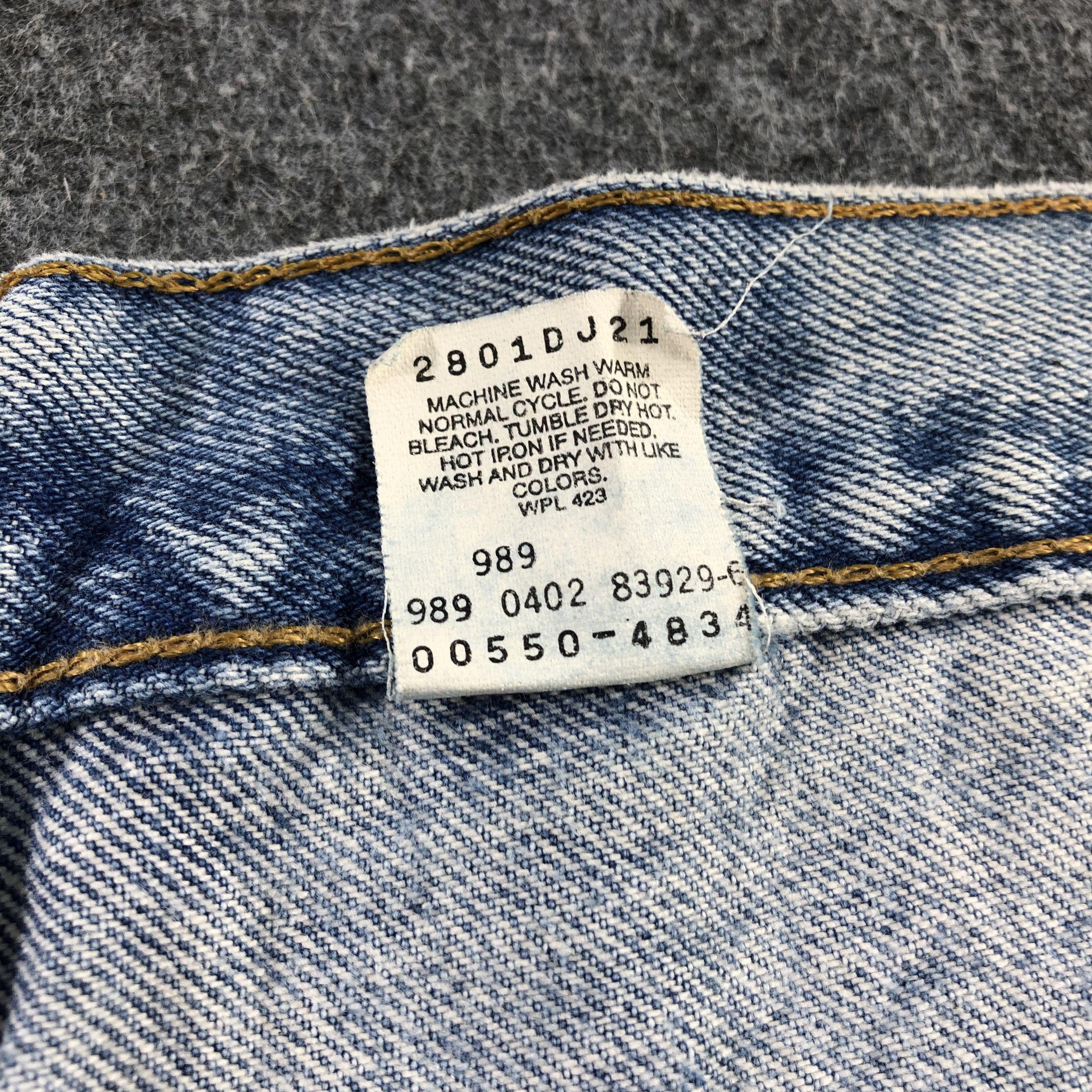Levi's Vintage 90s Blue Wash Levis 550 Jeans-J2413 Size US 34 / EU 50 - 12 Thumbnail