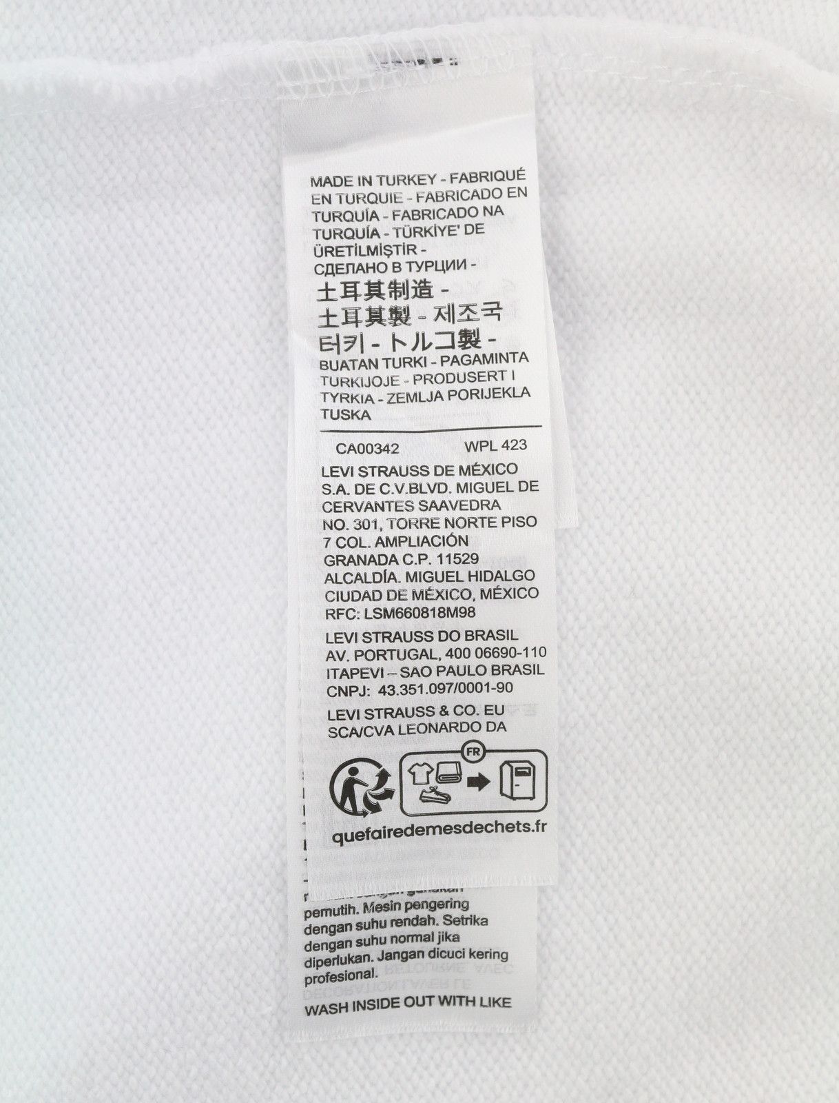 Levi's STANDARD FIT L White Graphic Logo Crew Pullover 87100 Size US L / EU 52-54 / 3 - 8 Thumbnail