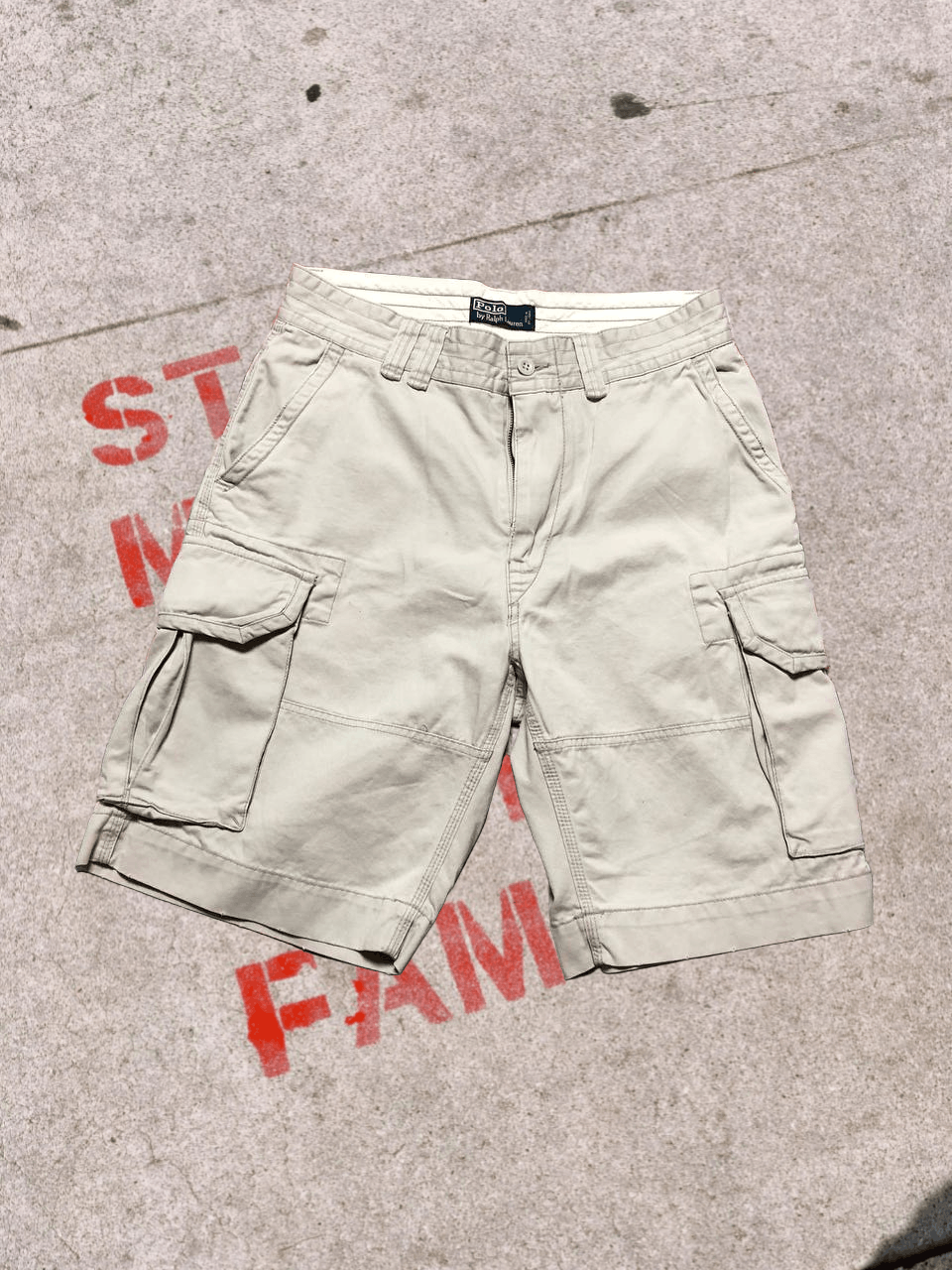 Polo Ralph Lauren Polo Ralph Lauren Shorts Cargo Y2K Beige Pockets Military Size US 32 / EU 48 - 1 Thumbnail