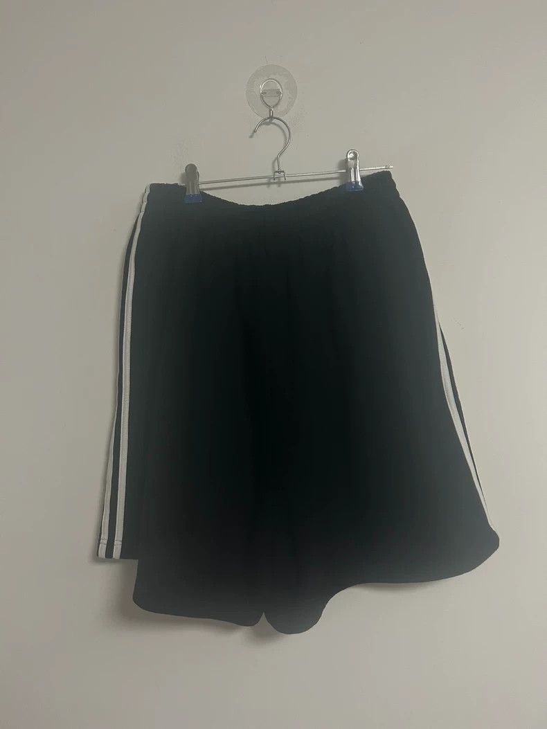 Balenciaga Balenciaga size XS Clover co-branded logo shorts in black Size US 27 - 2 Thumbnail