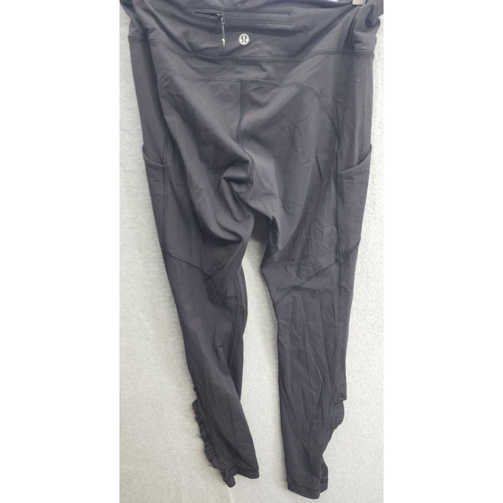 Lululemon Lululemon Leggings Women M Black Activewear Distressed Size 32" / US 10 / IT 46 - 3 Thumbnail