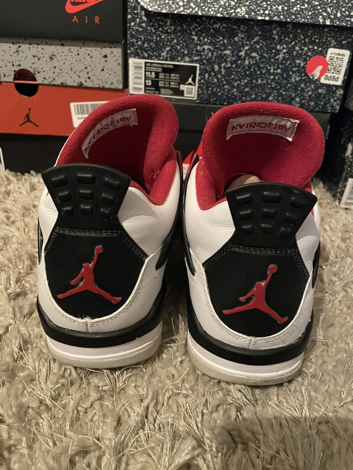 Jordan Brand Jordan 4 Fire Red Size US 8.5 / EU 41-42 - 7 Thumbnail