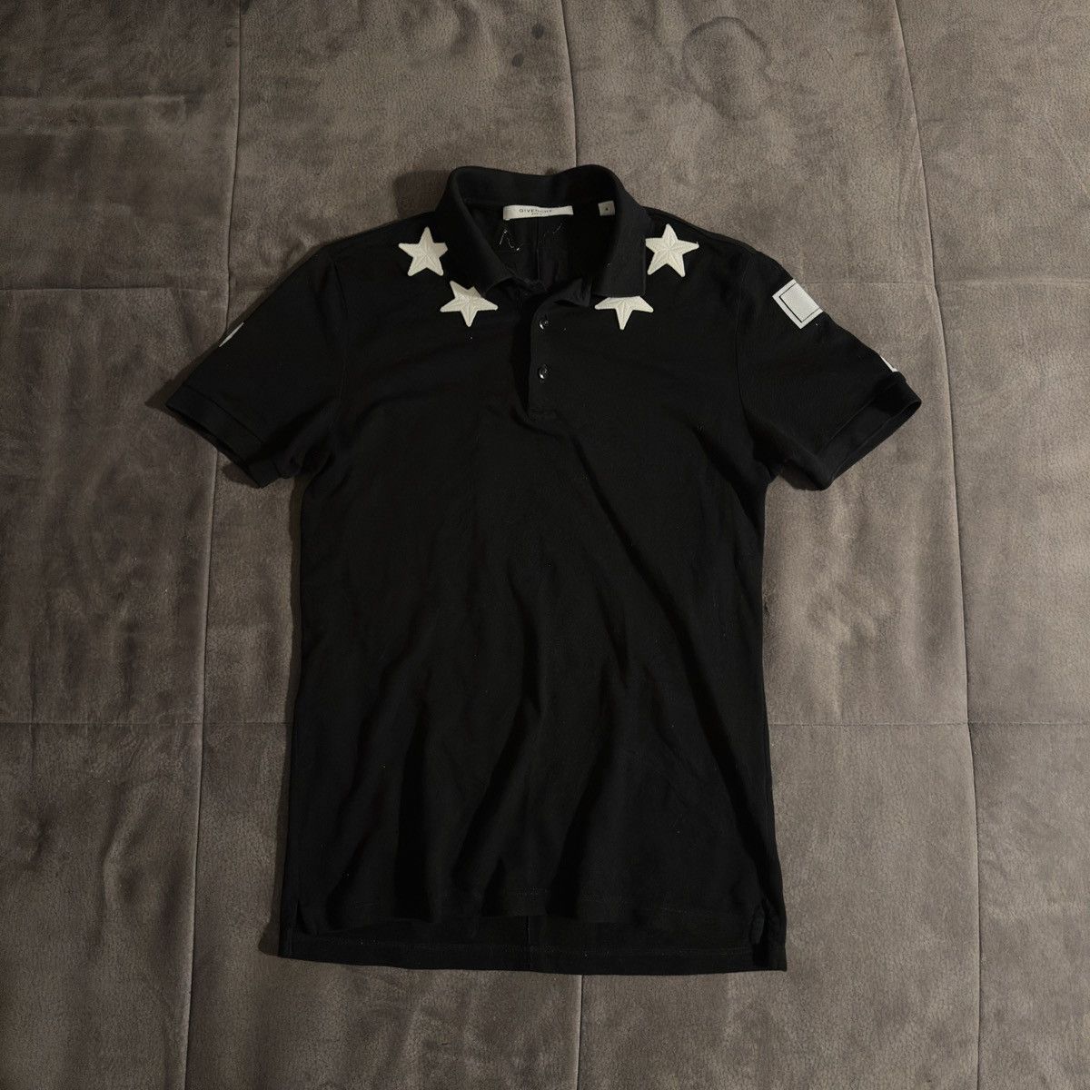 蛇*様 17ss リカルド期　givenchy star polo ほつれ有 Givenchy Star Polo | Grailed