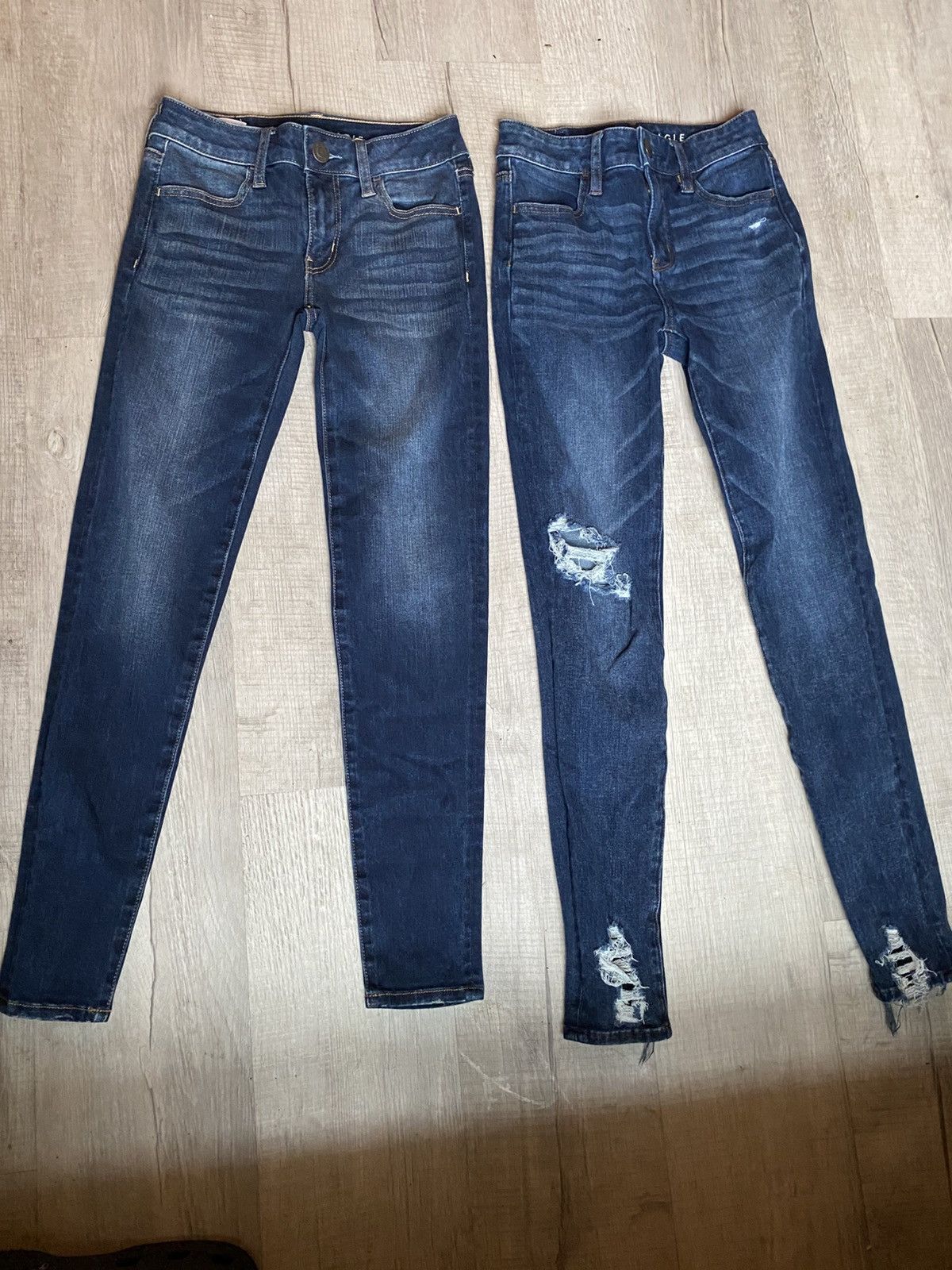 American Eagle Outfitters American Eagle Outfitters Women's Distressed Denim Jeans Size 24" / US 00 / IT 34 - 1 Thumbnail