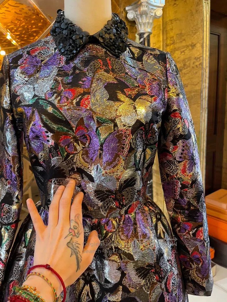 Valentino Valentino Heavy industry gold thread butterfly embroidered Size M / US 6-8 / IT 42-44 - 9 Thumbnail