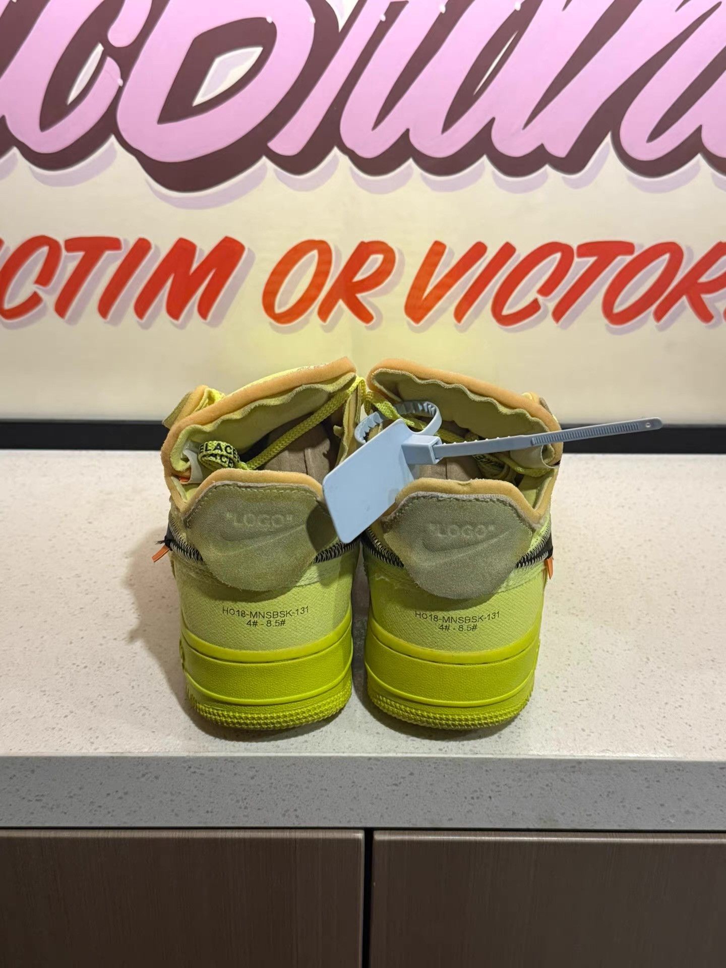Nike OFF-WHITE x Nike Air Force 1 Part 2 Volt「THE TEN」 Ｑ20 Size US 8 / EU 41 - 6 Thumbnail