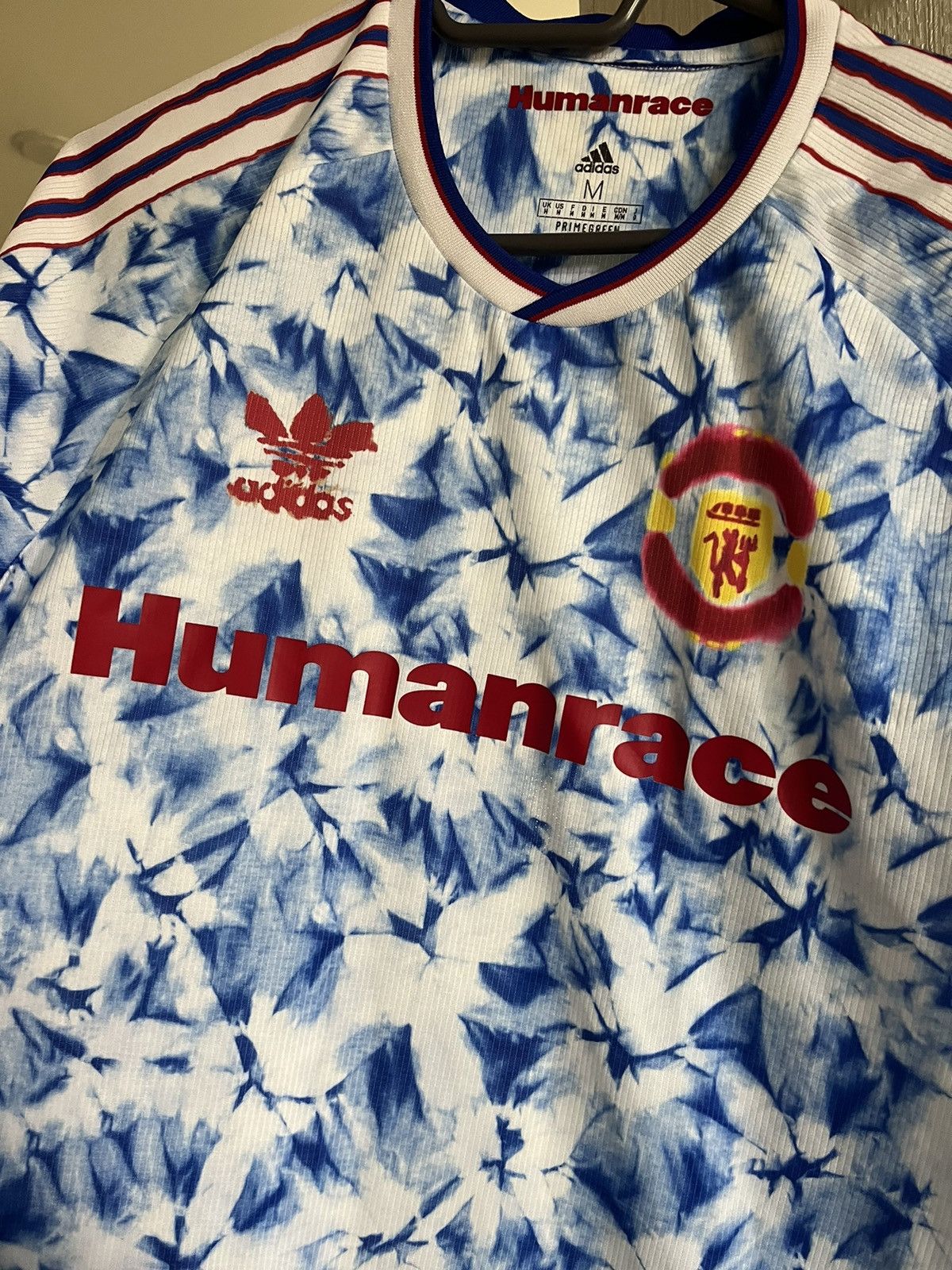 Pharrell Adidas sample Humanrace Manchester United Jersey Size US M / EU 48-50 / 2 - 2 Thumbnail