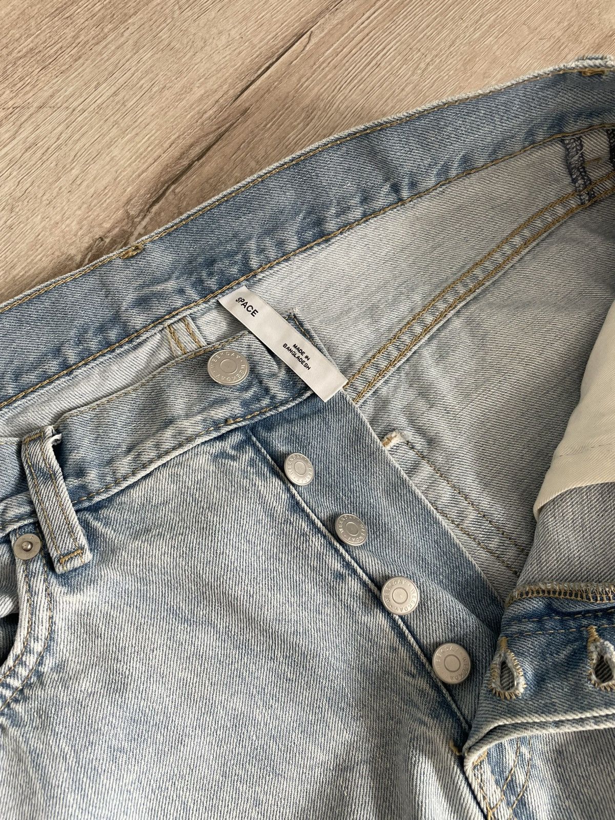 Designer × Weekday Pant Weekday Space Denim Astro Jeans Rela Straight 29x32 Y2k Size US 30 / EU 46 - 13 Thumbnail