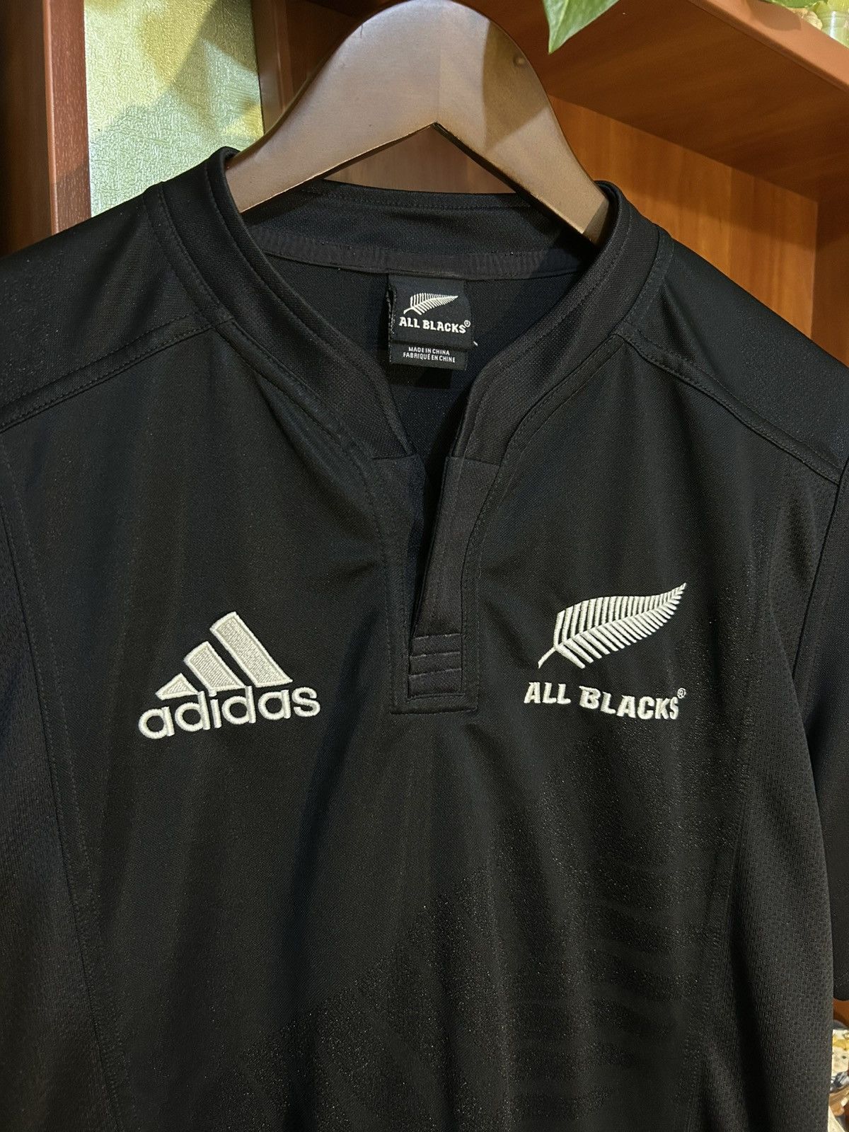 Adidas Vintage Adidas New Zealand 2010/11 Rugby All Blacks Jersey Size US M / EU 48-50 / 2 - 3 Thumbnail