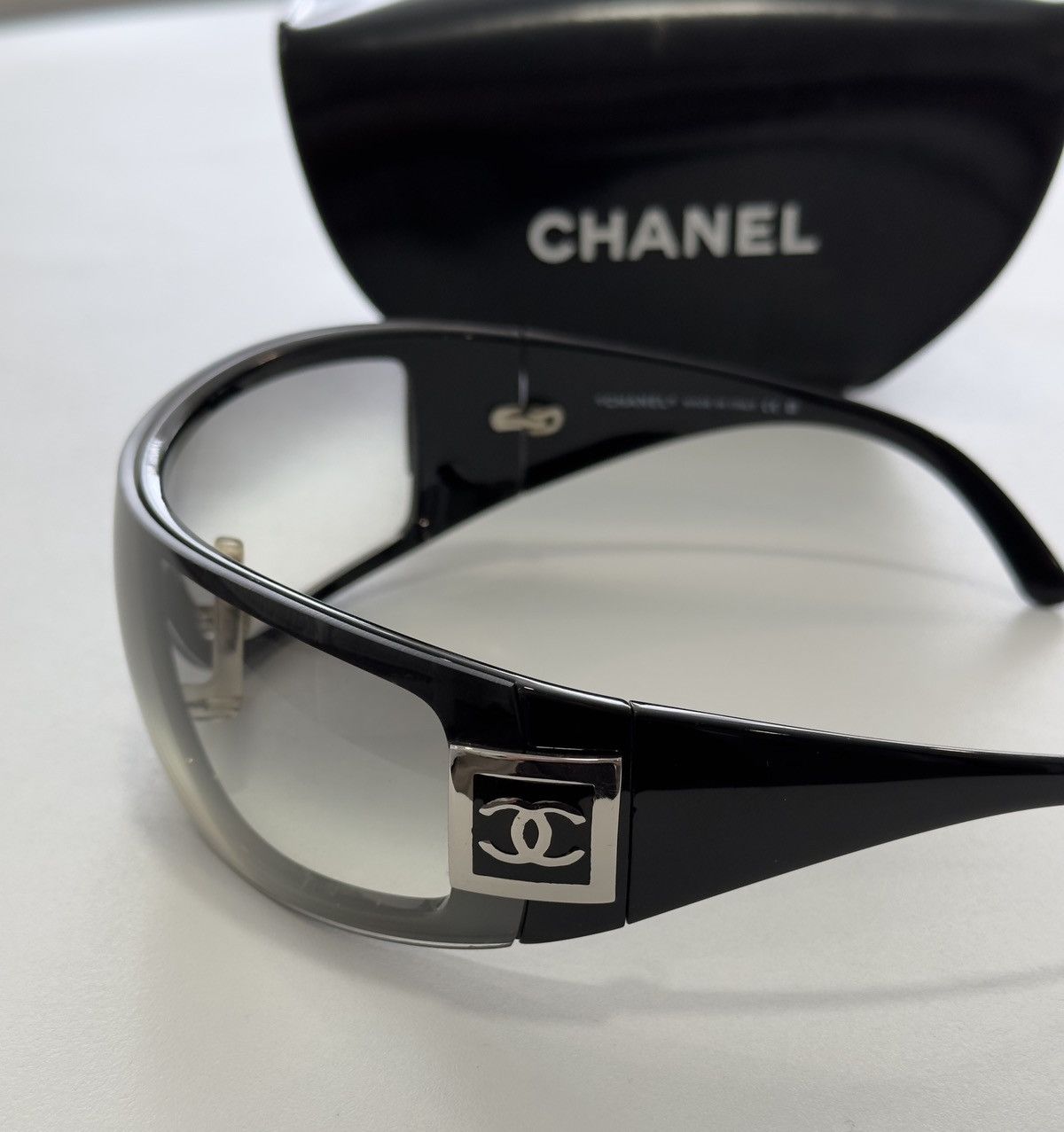 Chanel Chanel 2000s ski mask sunglasses Size ONE SIZE - 3 Thumbnail