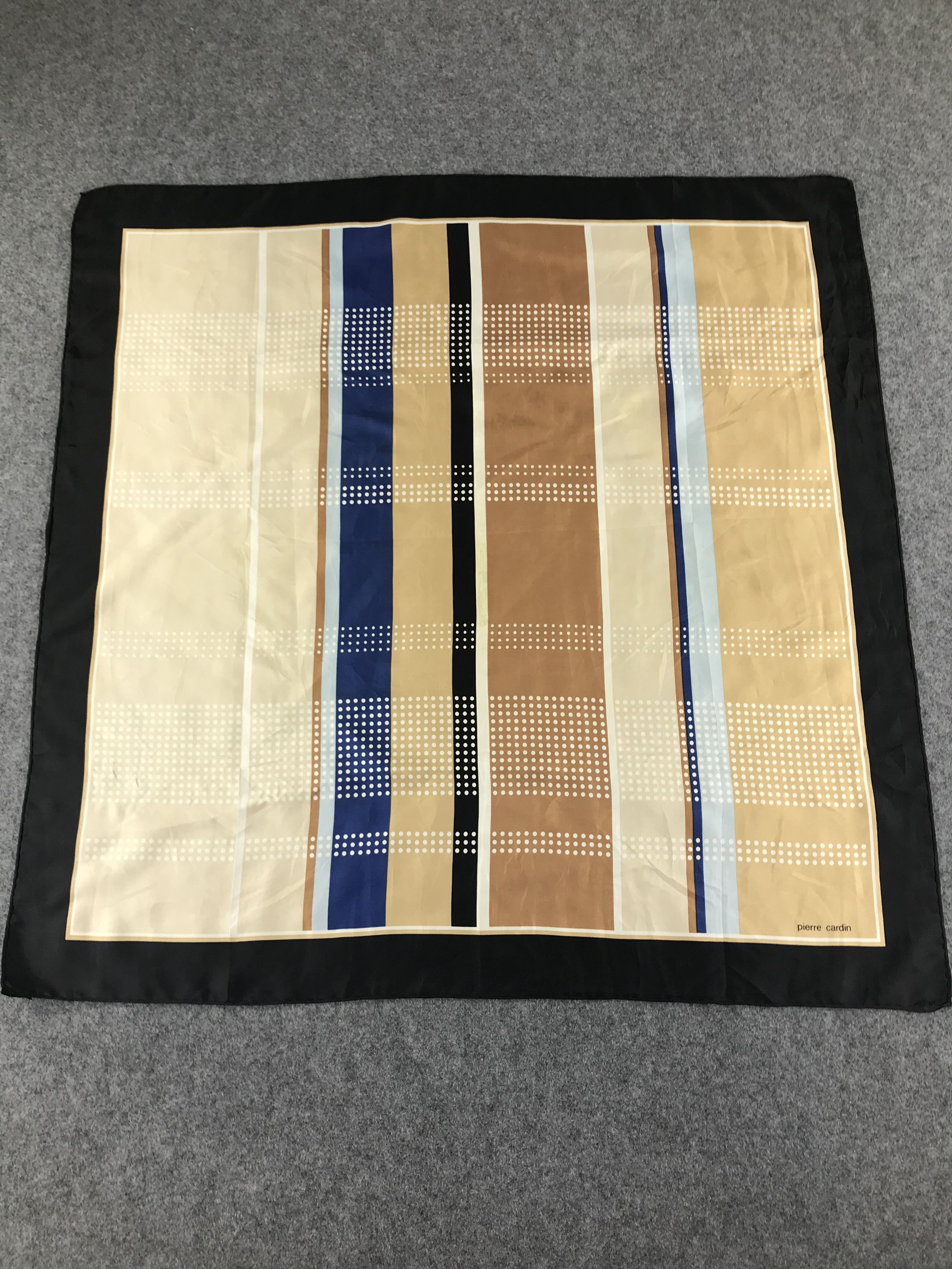 Pierre Cardin Vintage Pierre Cardin Abstract Silk Scarf M02 Size ONE SIZE - 2 Thumbnail