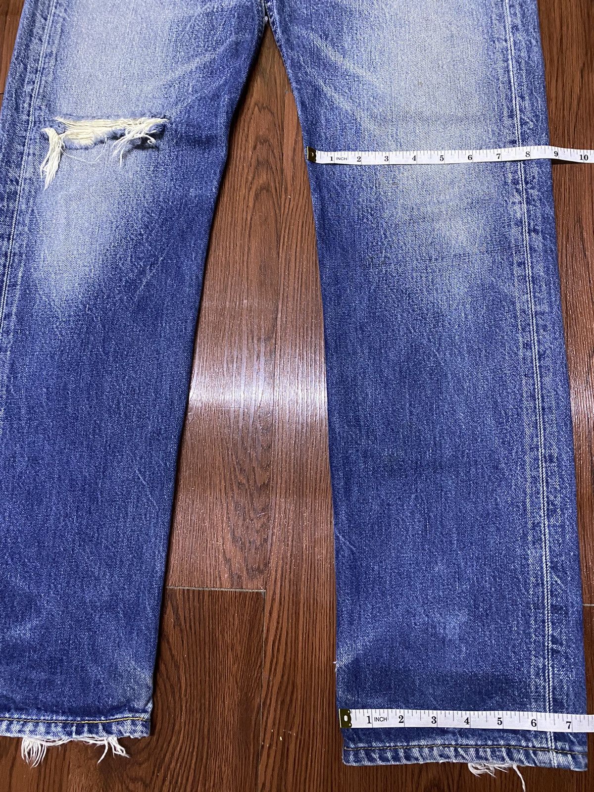 Levi's Vintage 90s Levi’s 501 Thrashed Destroyed Jeans Size US 30 / EU 46 - 18 Thumbnail