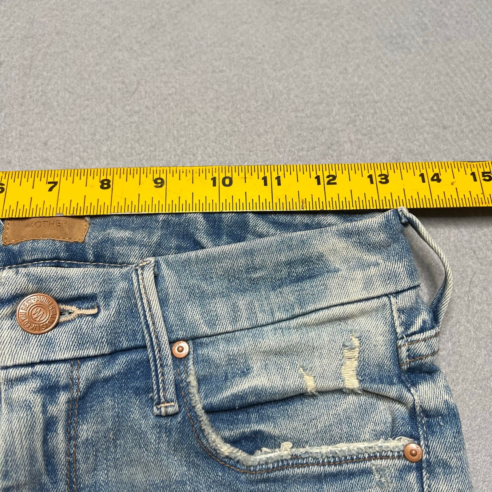 MOTHER MOTHER The Looker Ankle Step Fray Denim Shorts Women’s 26 Size 26" / US 2 / IT 38 - 5 Thumbnail