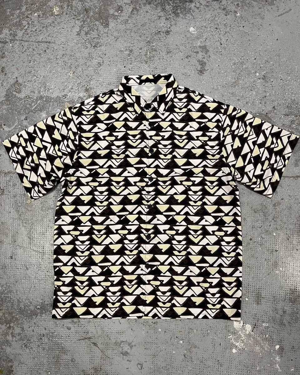 Prada × Vintage SS2019 Prada Milano Propaganda Short Sleeves Summer Shirt Size US L / EU 52-54 / 3 - 1 Thumbnail
