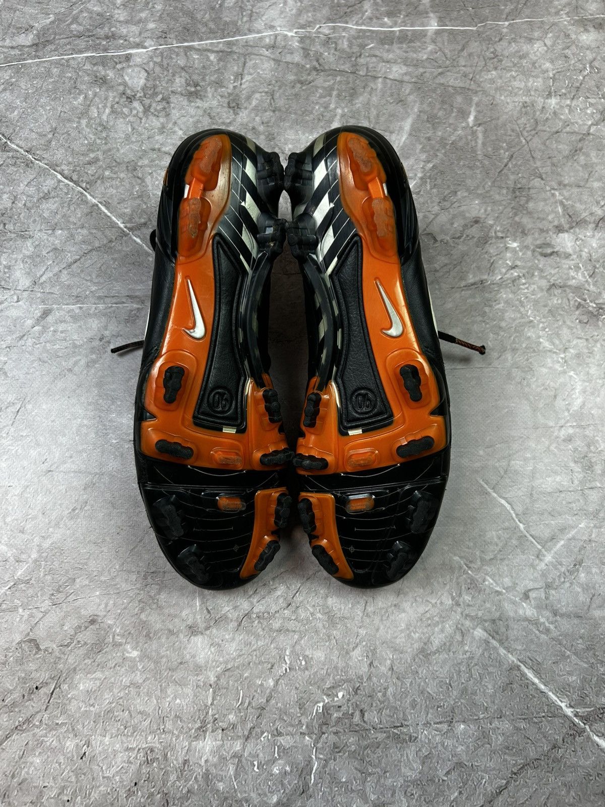 Nike × Vintage Nike Total 90 Football Boots - 2009 Edition, US 10 Size 44 Size US 11 / EU 44 - 16 Thumbnail
