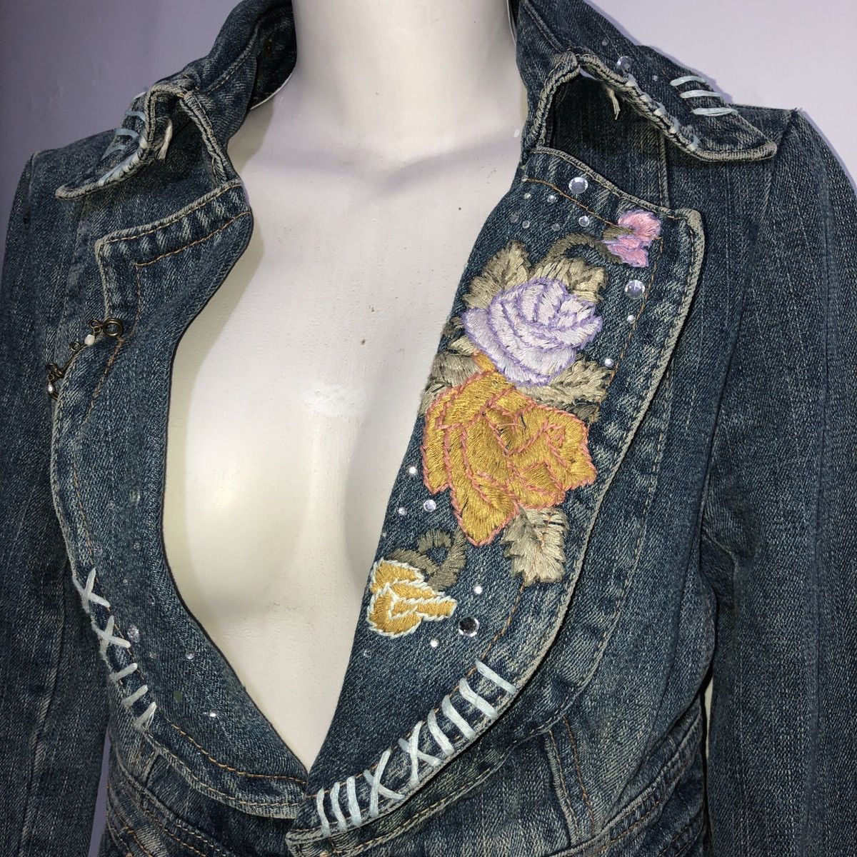 If Six Was Nine × Japanese Brand JAPANES BRAND M2 DENIM JACKET EMBROIDED ROSE Size S / US 4 / IT 40 - 5 Thumbnail