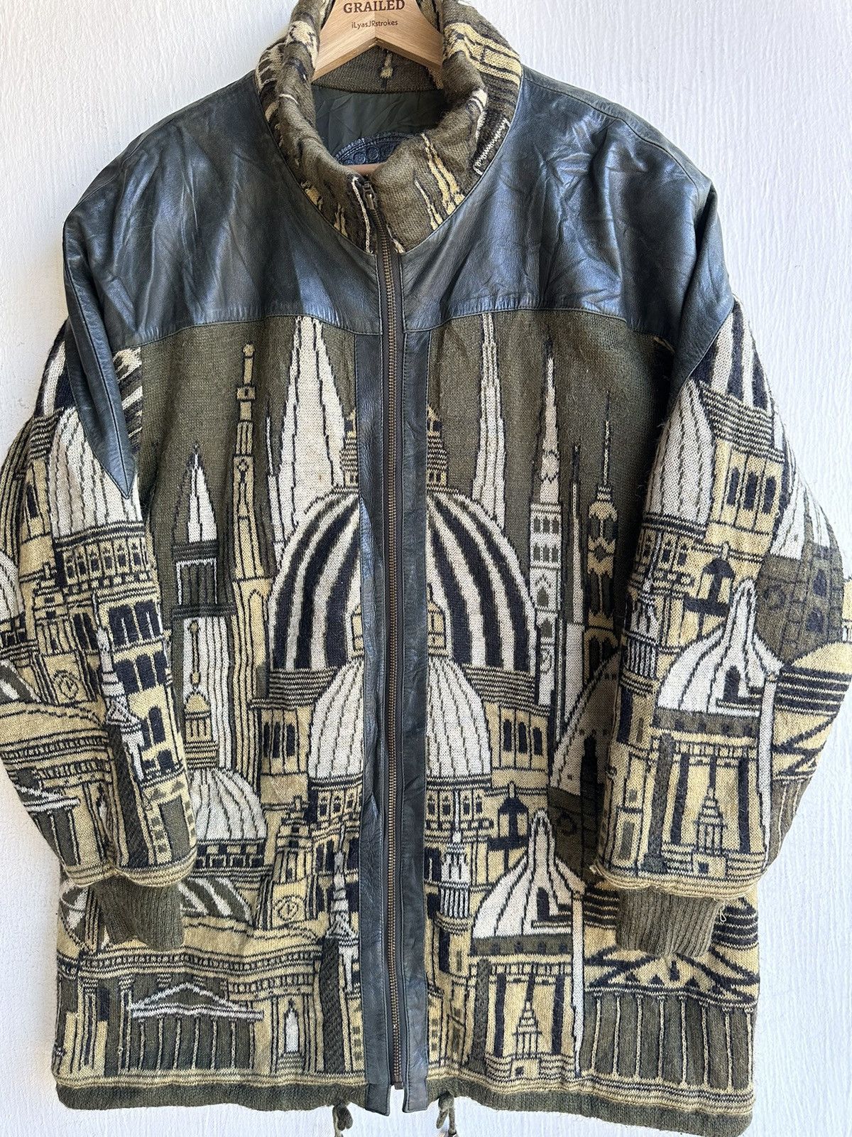 Barque Vintage Baroque embroidery Lamb Skins knit bomber jacket Size US L / EU 52-54 / 3 - 11 Thumbnail