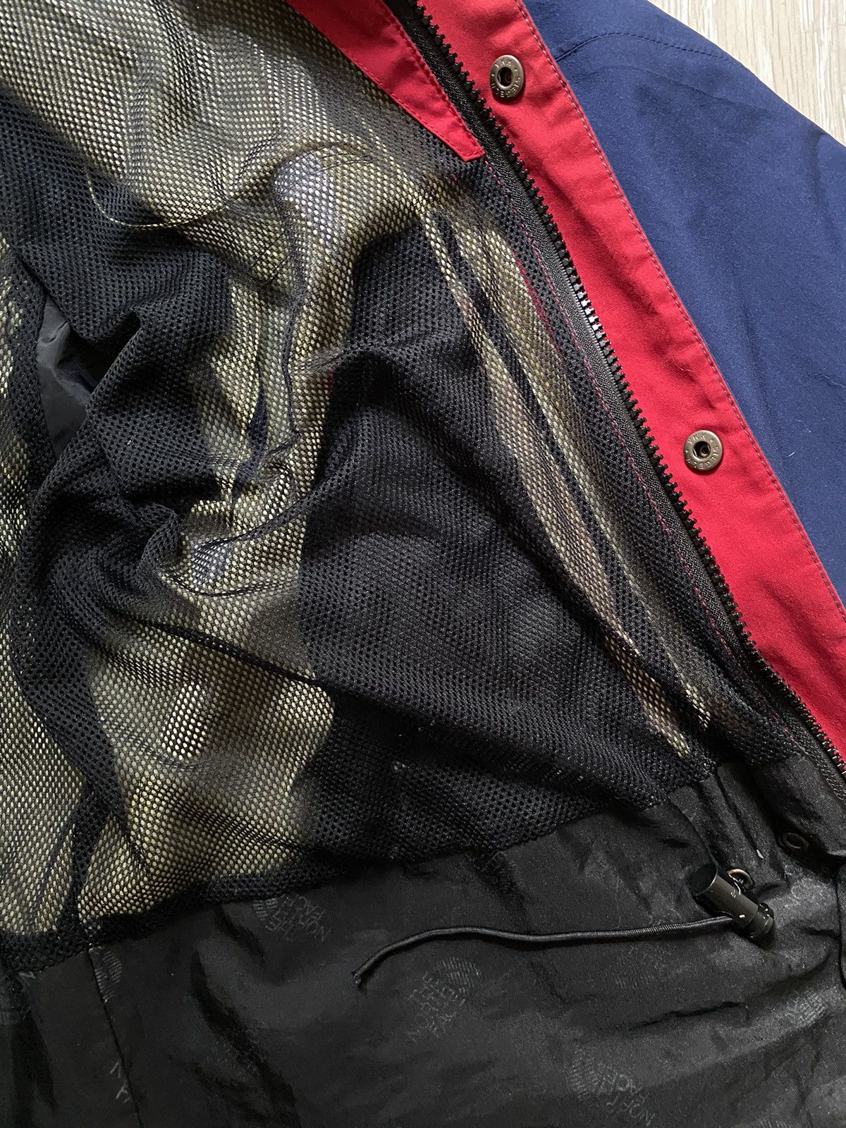 VINTAGE 90’S THE NORTH FACE GORE-TEX PARKA