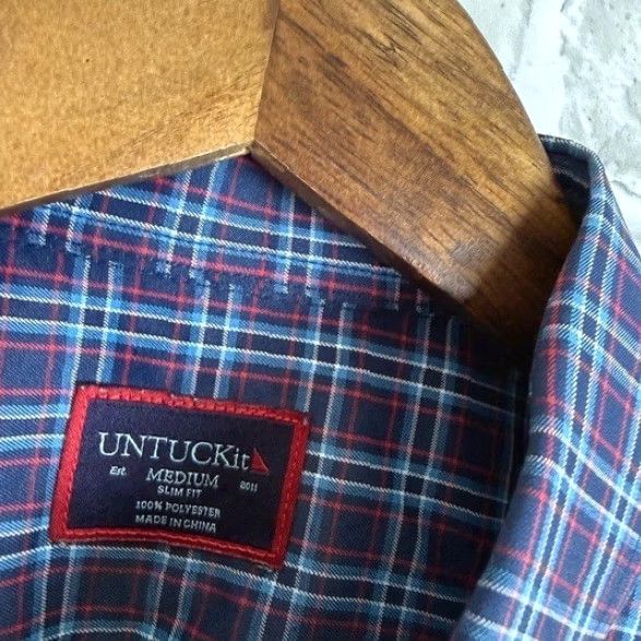 UNTUCKit UNTUCKit Shirt Navy Plaid Slim Fit 100% Polyester Button Up Mens MEDIUM Size US M / EU 48-50 / 2 - 3 Thumbnail