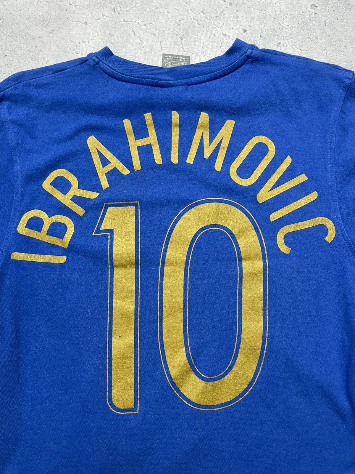 Nike × Vintage Vintage t-shirt Sweden Ibrahimovic 10 number Soccer Jersey Size US M / EU 48-50 / 2 - 13 Thumbnail