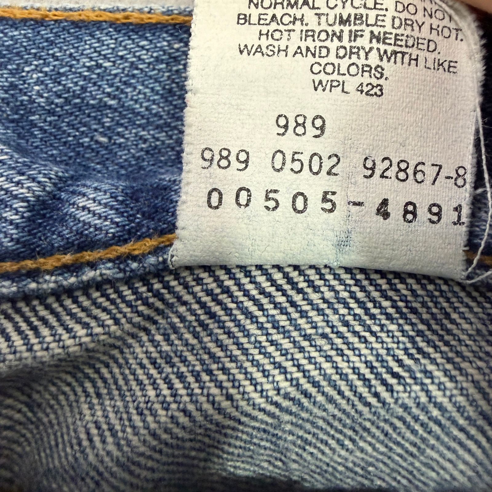 Levi's Vintage Levis 505 Jeans 32x34 Regular Straight Leg 2002 Size US 32 / EU 48 - 4 Thumbnail