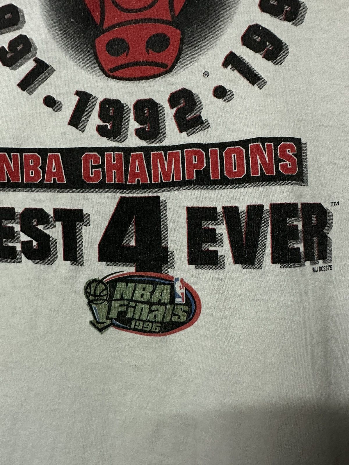 NBA Vintage 90s Chicago Bulls Nba Champions Best 4 Ever Tee Size US XL / EU 56 / 4 - 8 Thumbnail