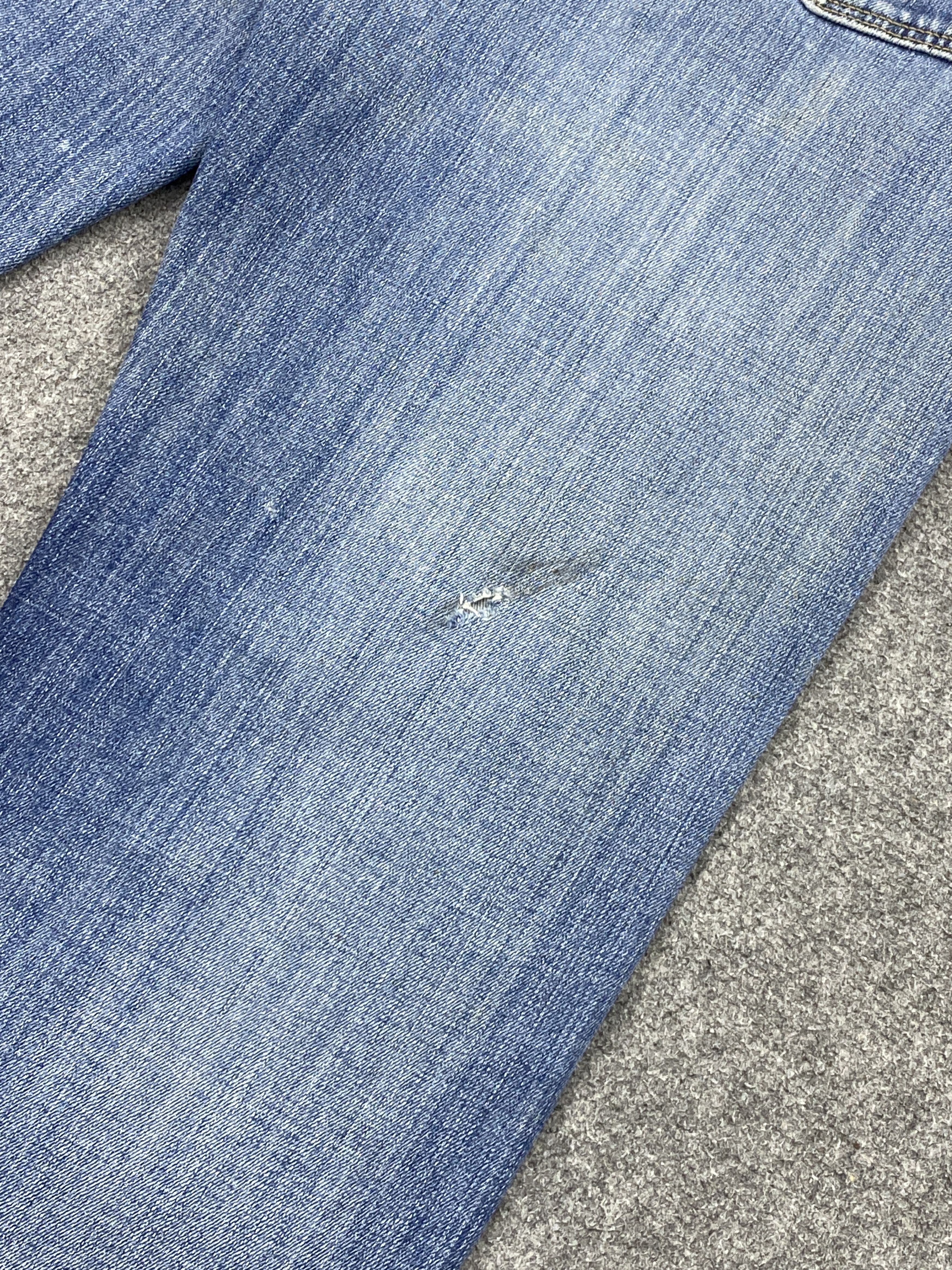 Levi's × Vintage Faded Blue Vintage Levi's 514 Jeans DP2330 Size US 33 - 15 Thumbnail