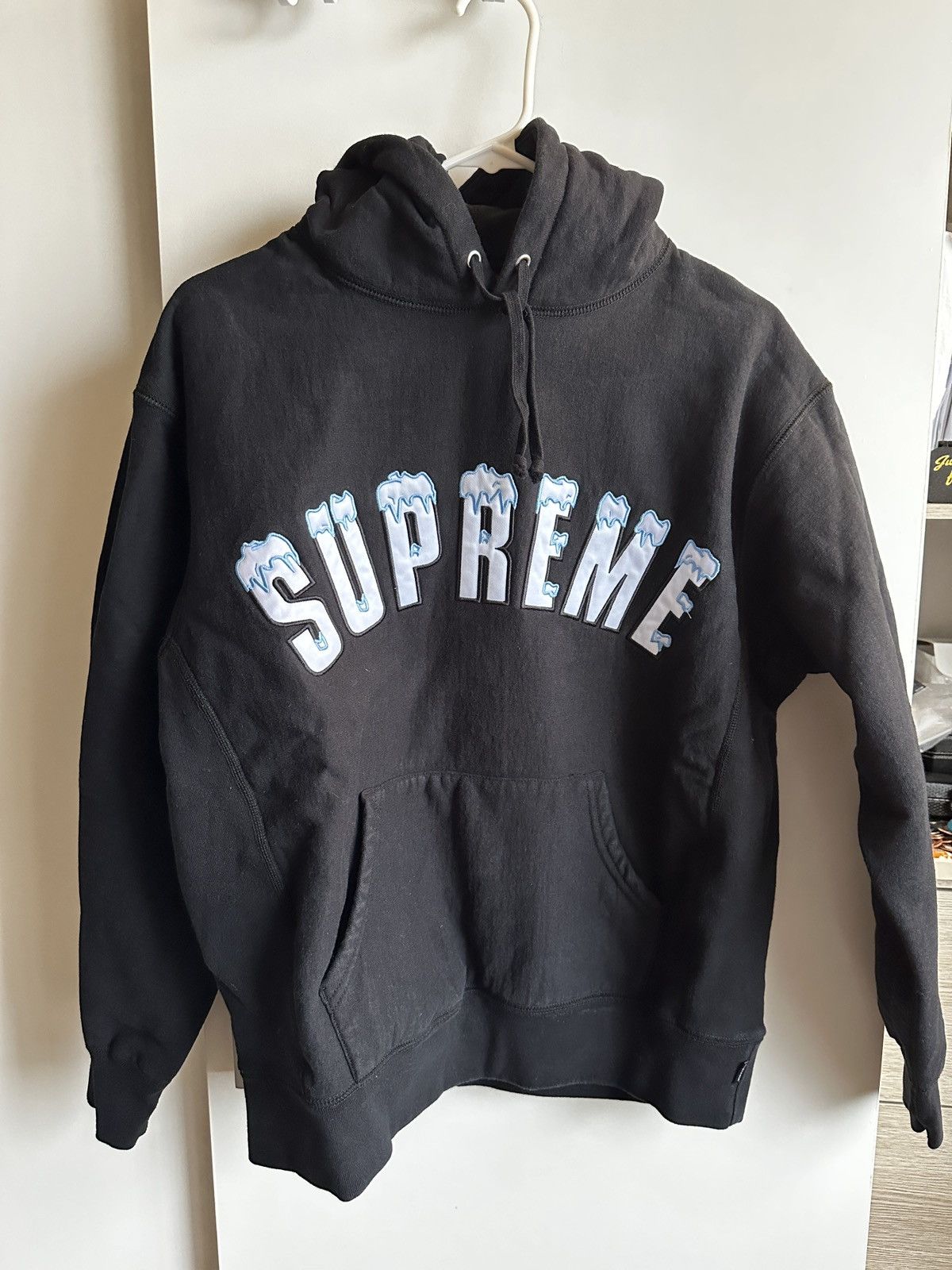 Supreme Supreme Icy Arc Hooded Sweatshirt Size US S / EU 44-46 / 1 - 1 Thumbnail