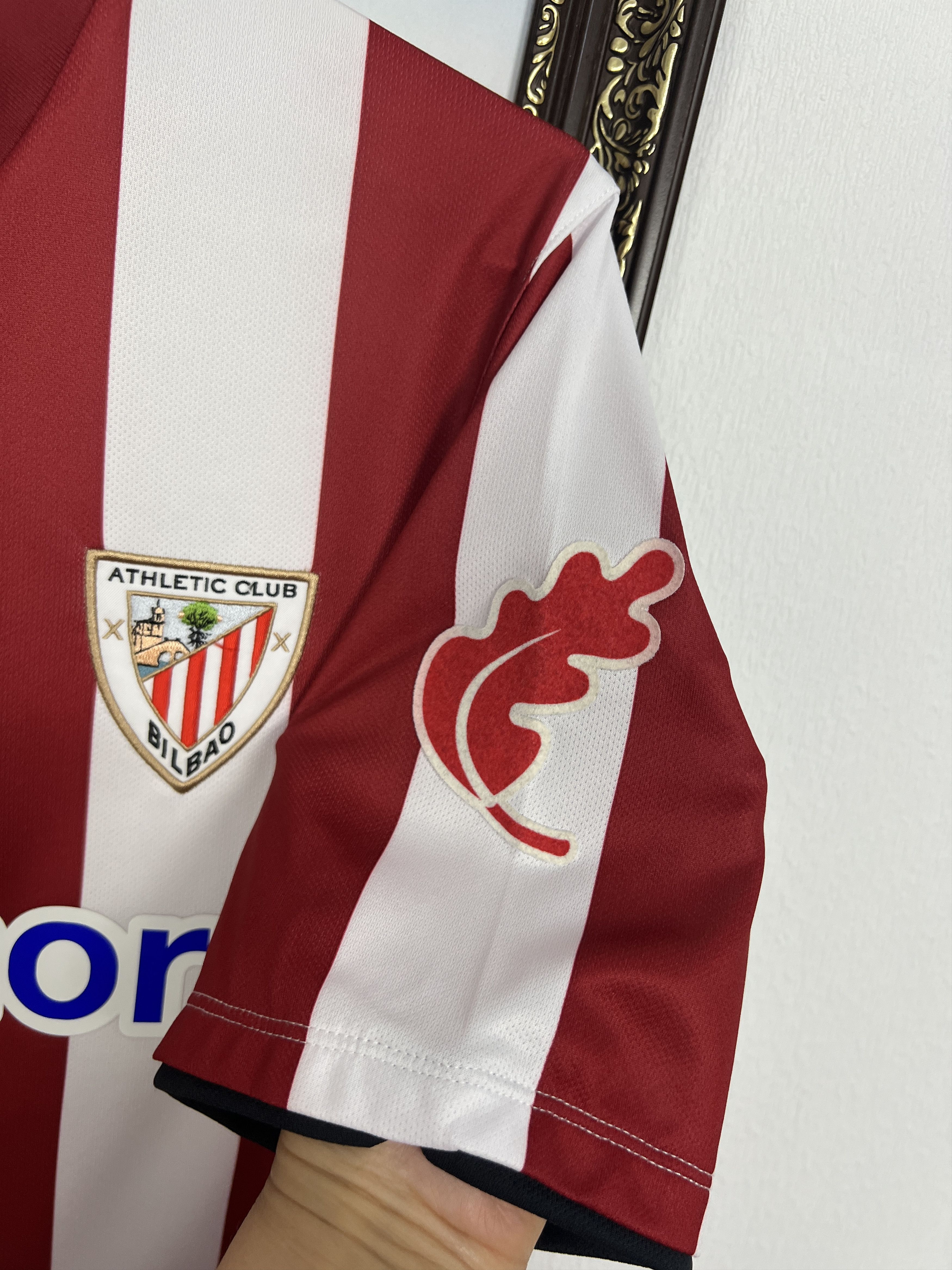 Umbro Athletic Bilbao Home football shirt Soccer Jersey Trikot Size US M / EU 48-50 / 2 - 4 Thumbnail