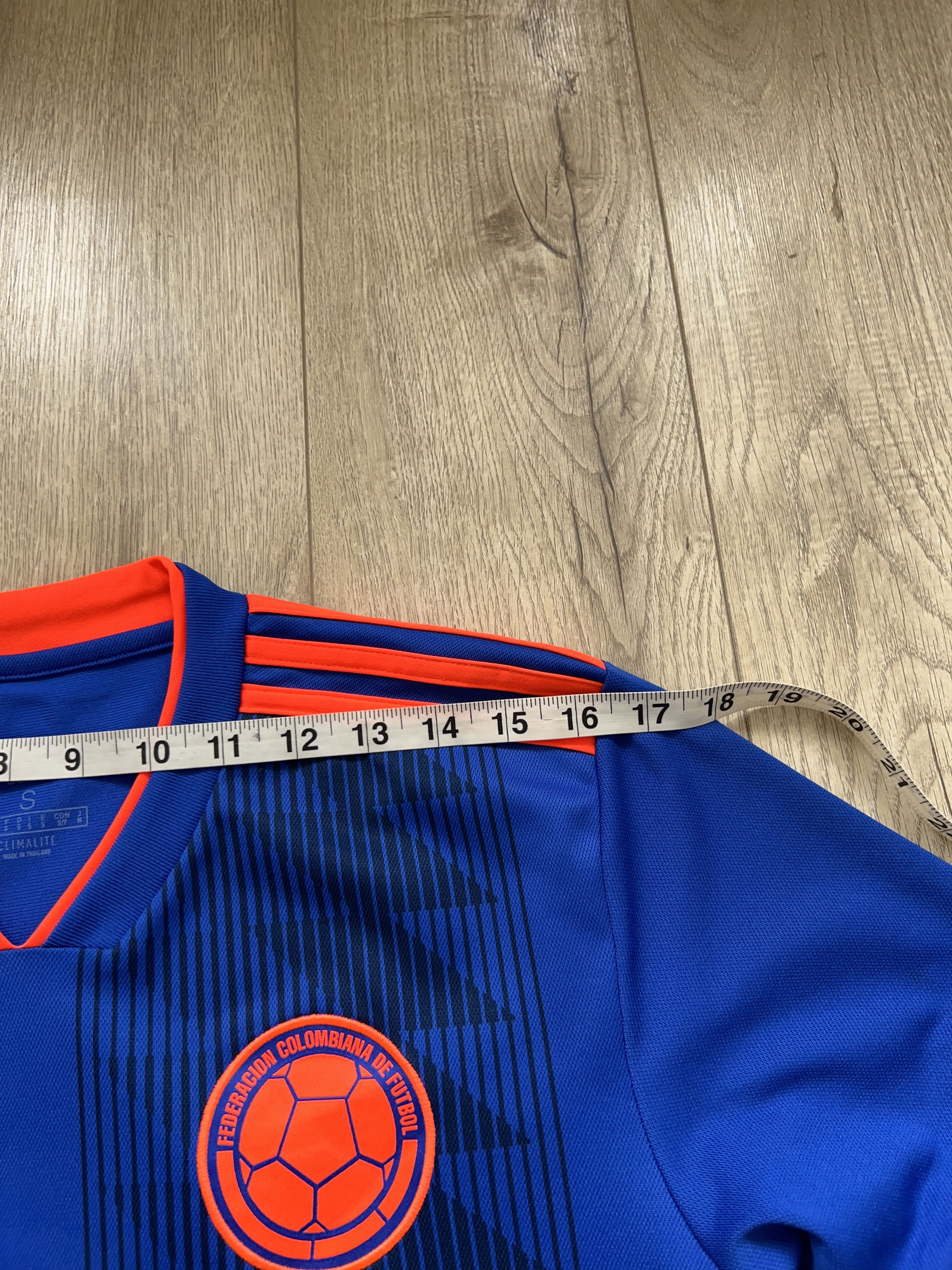 Adidas Mens Colombia 2018 2019 Away Football Soccer Shirt Jersey Size US S / EU 44-46 / 1 - 3 Thumbnail