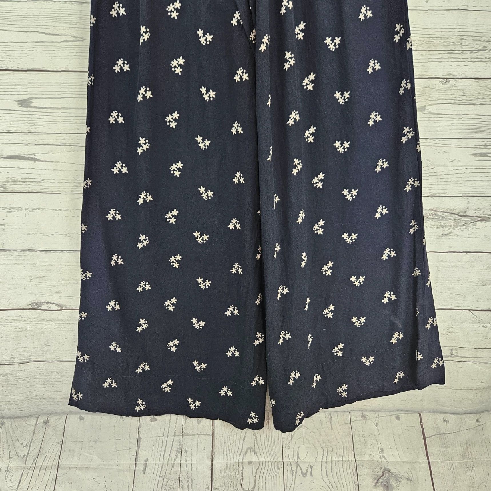 Vintage Cabi 5792 Womens Sashay Palazzo Pants Sz Small Blue Floral Pull On High Rise Pants Size 28" / US 6 / IT 42 - 5 Thumbnail