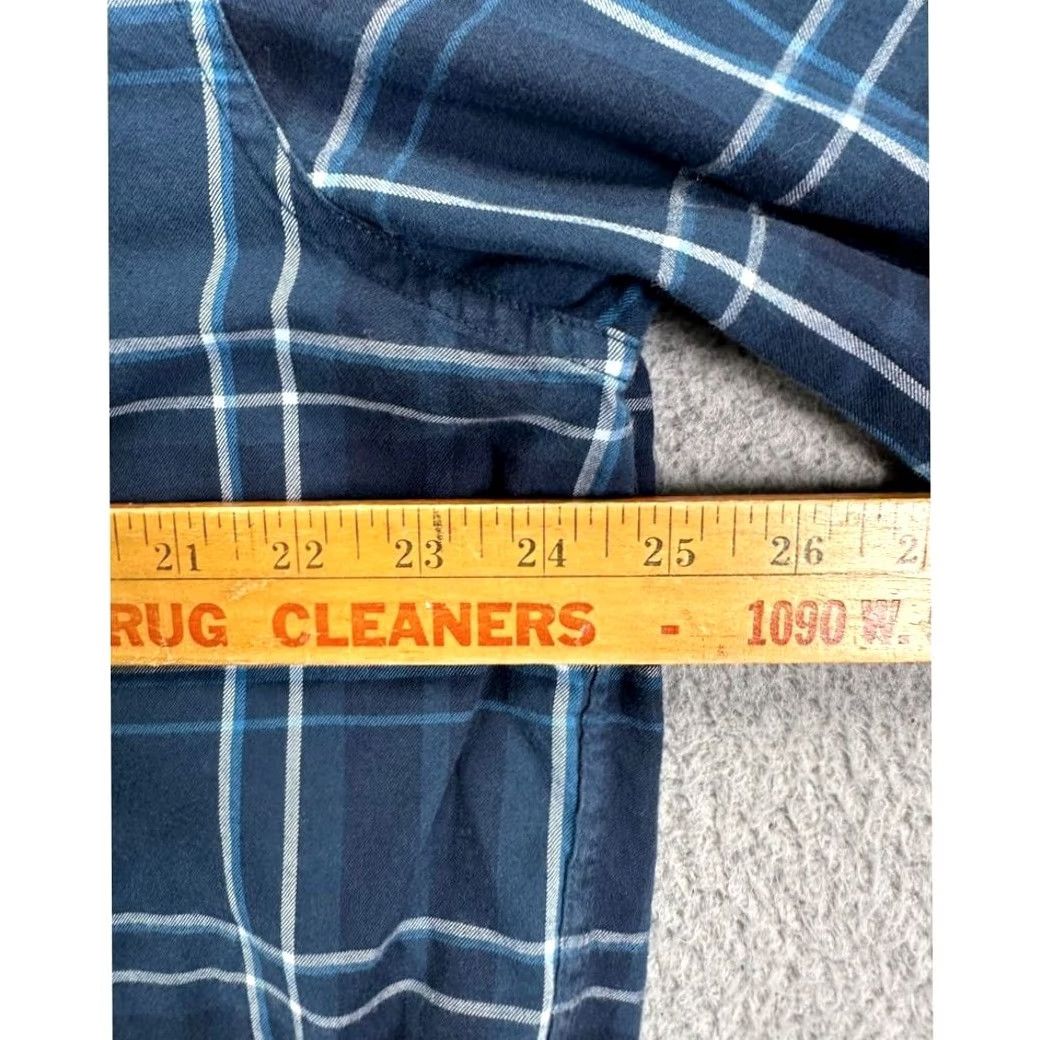 Vintage VINTAGE? No. L.L. Bean Signature Flannel Shirt Mens XL Blue Plaid Slim Button Up Flap Pocket Size US XL / EU 56 / 4 - 6 Thumbnail