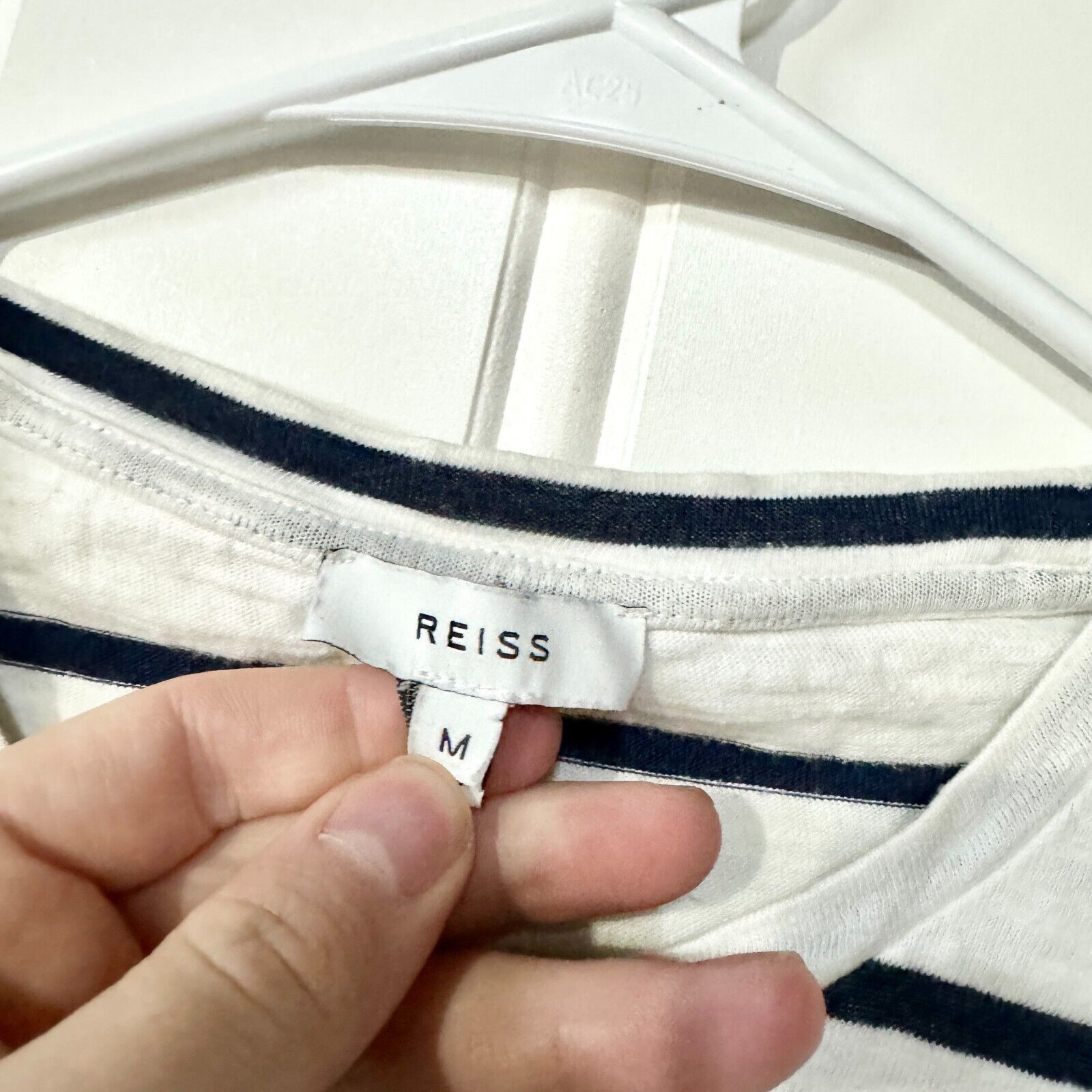 Reiss Reiss Cotton Navy White Stripe Casual Tee Size Medium Size M / US 6-8 / IT 42-44 - 2 Thumbnail