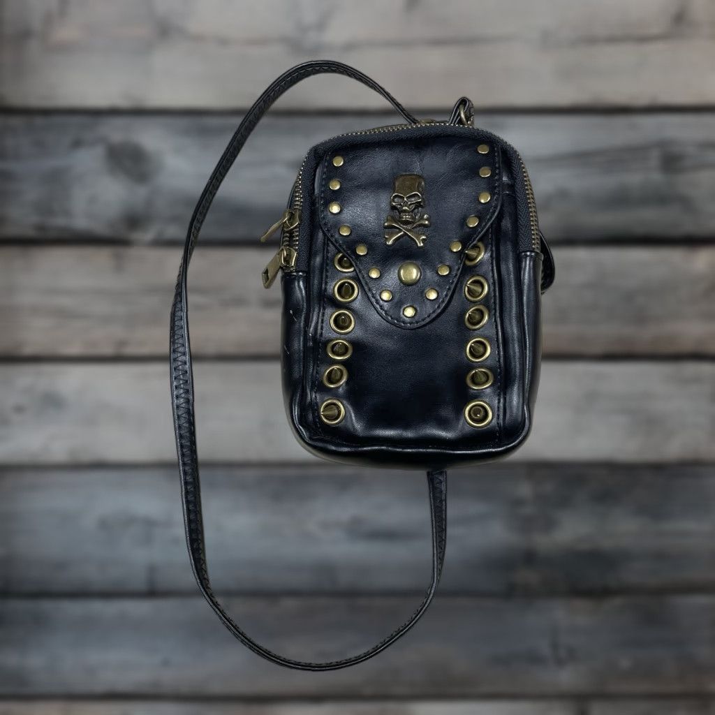 Vintage Women Bag Skull Rivet Single Shoulder Mini Messenger Gothic Wallet Fashion Bag Size ONE SIZE - 1 Thumbnail