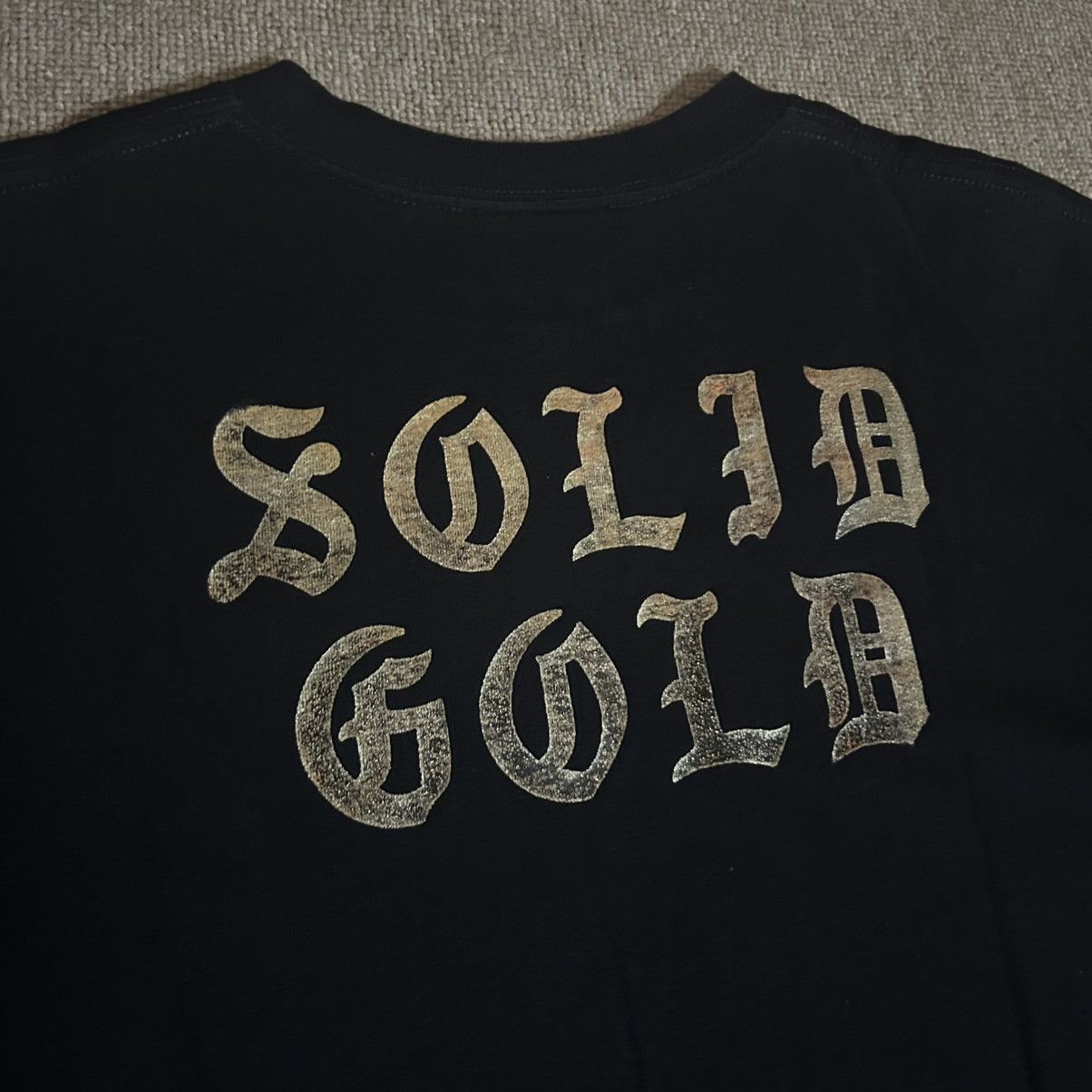 Nike × Undefeated 2008 Undefeated x Nike Solid Gold Tee Size US M / EU 48-50 / 2 - 2 Thumbnail
