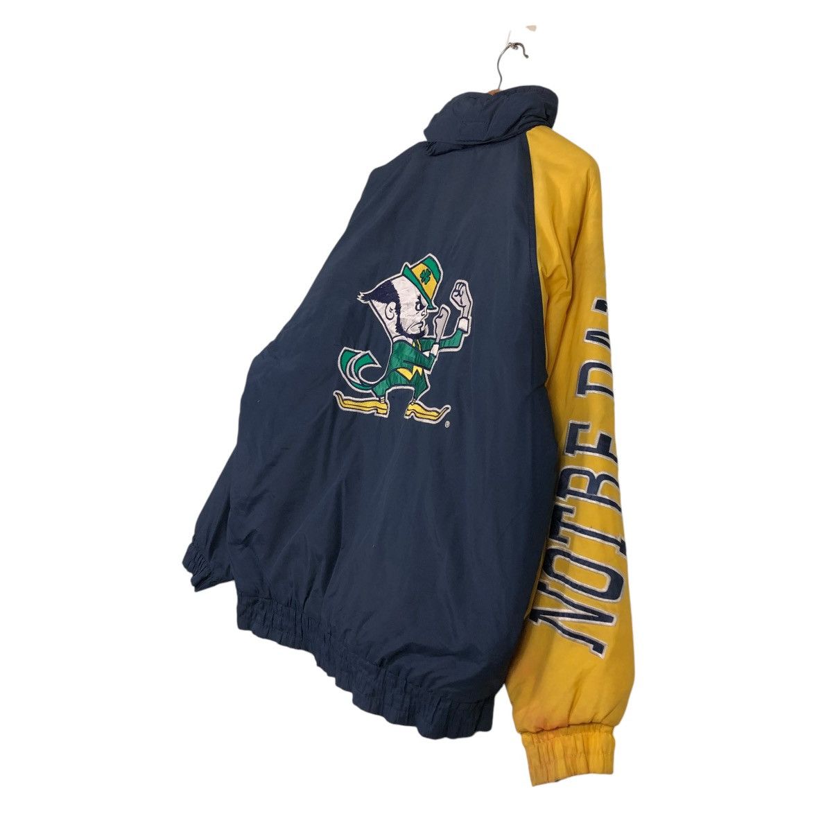 Japanese Brand 🔥VINTAGE BOMBER JACKET NOTRE DAME FIGHTING IRISH BIG LOGO Size US L / EU 52-54 / 3 - 12 Thumbnail