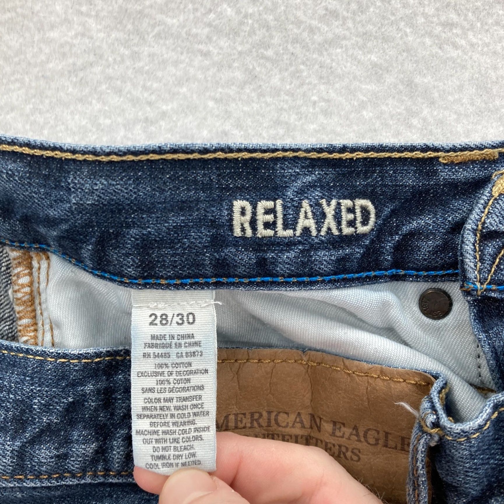 Vintage VINTAGE American Eagle Jeans Mens 28x30 Blue Relaxed Fit Denim Straight Leg Medium Wash Mens Jeans Size US 28 / EU 44 - 6 Thumbnail