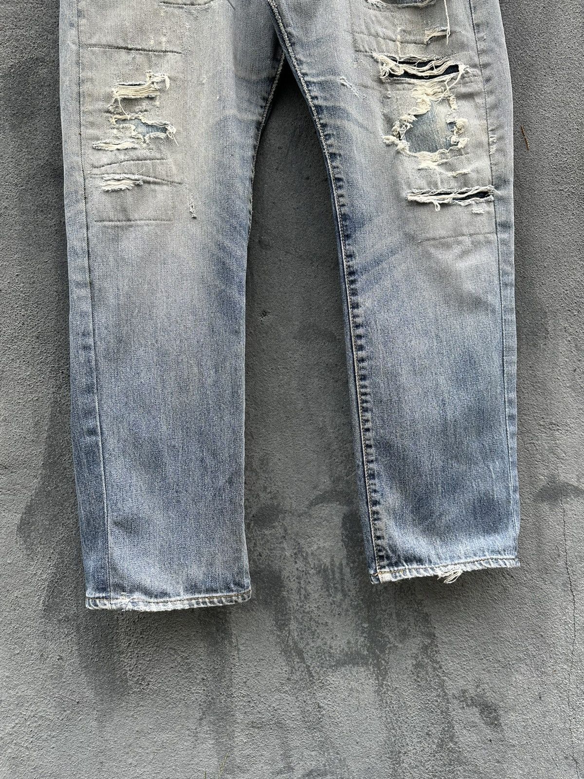 Levi's Vintage Clothing 👹Vintage Levis 501 Straight Cut Distressed Denim Size US 30 / EU 46 - 9 Thumbnail